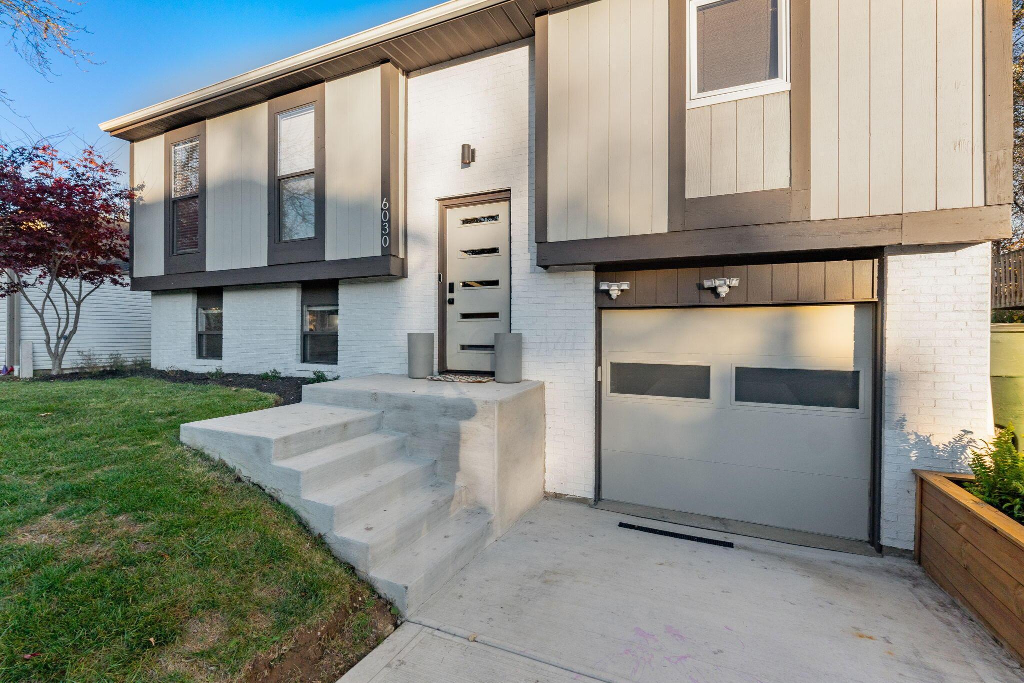 6030 Hildenboro Drive