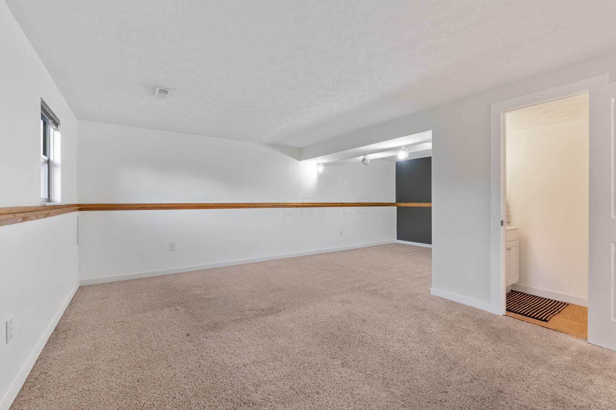 6030 Hildenboro Drive