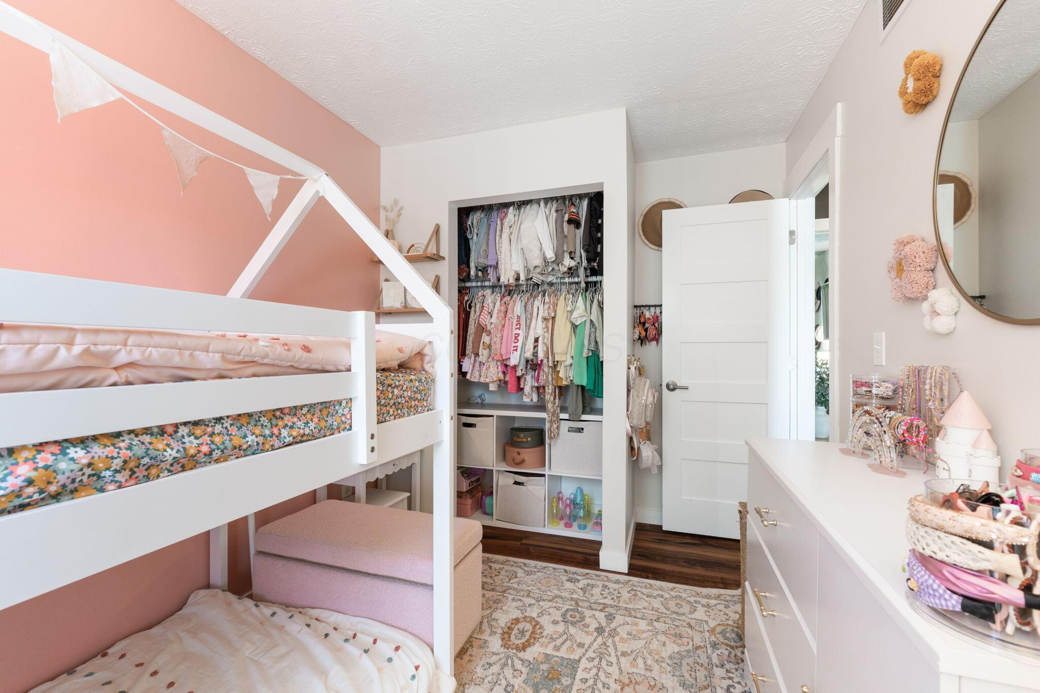 6030 Hildenboro Drive