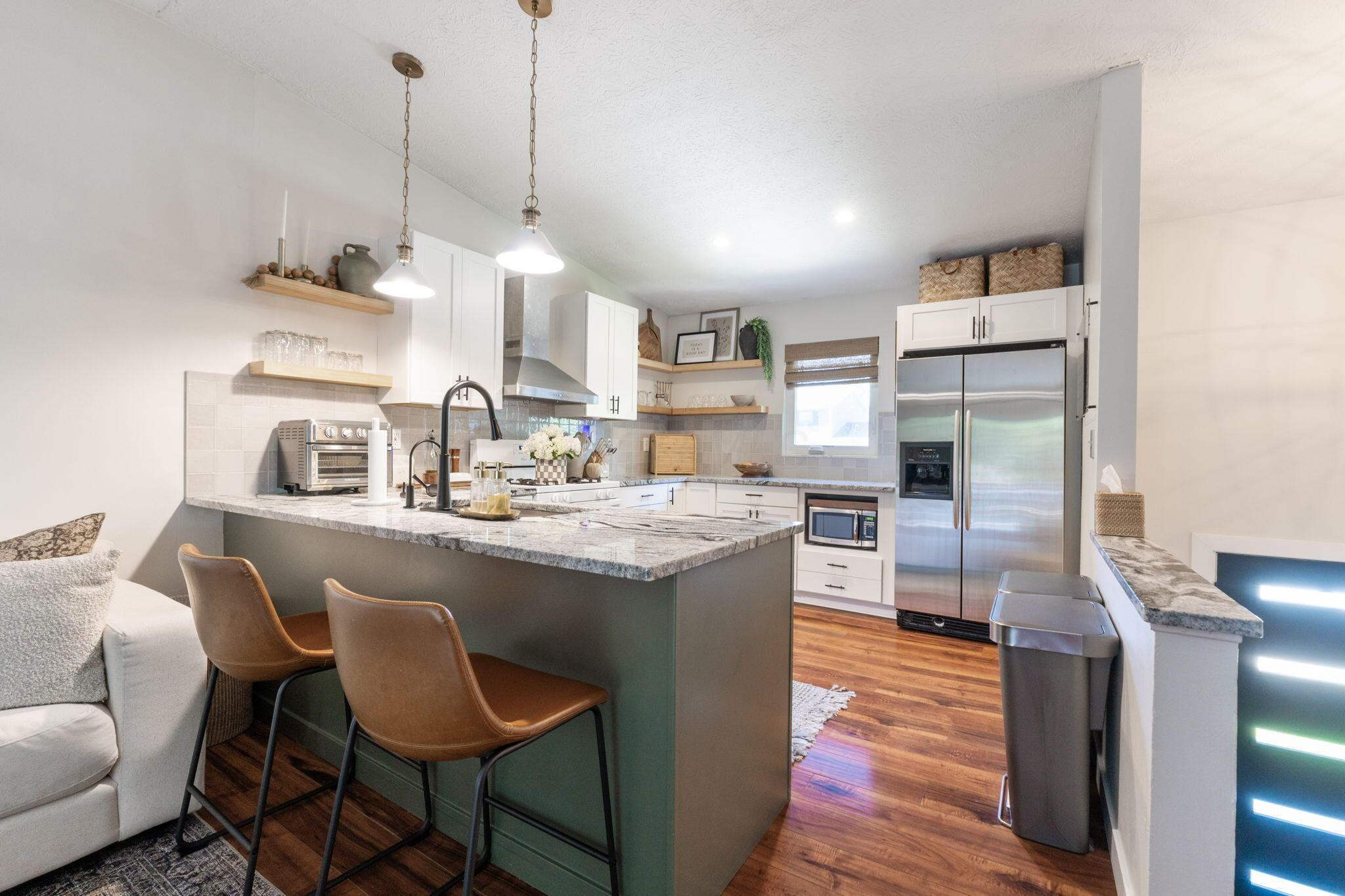 6030 Hildenboro Drive