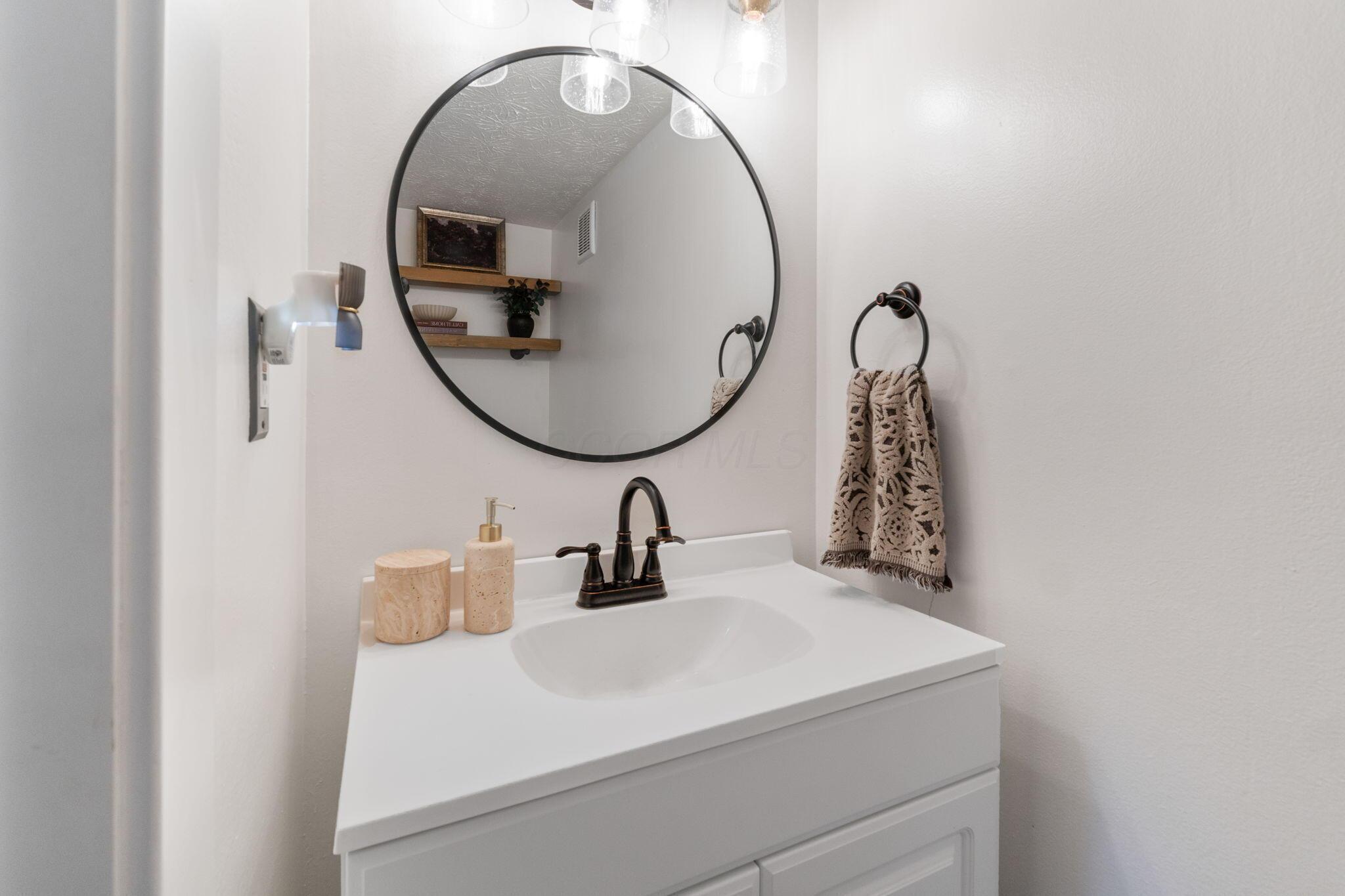 6030 Hildenboro Drive