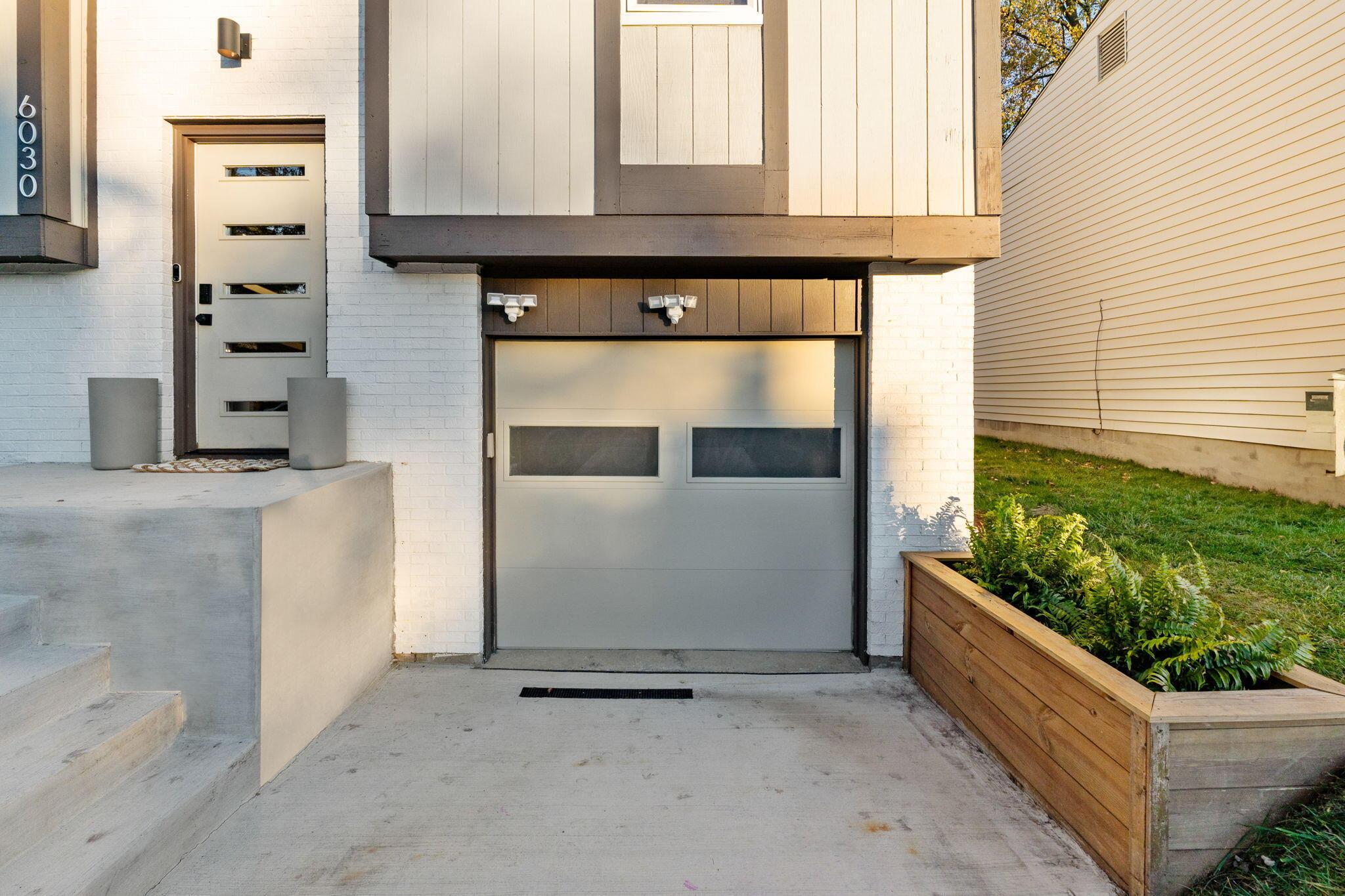 6030 Hildenboro Drive