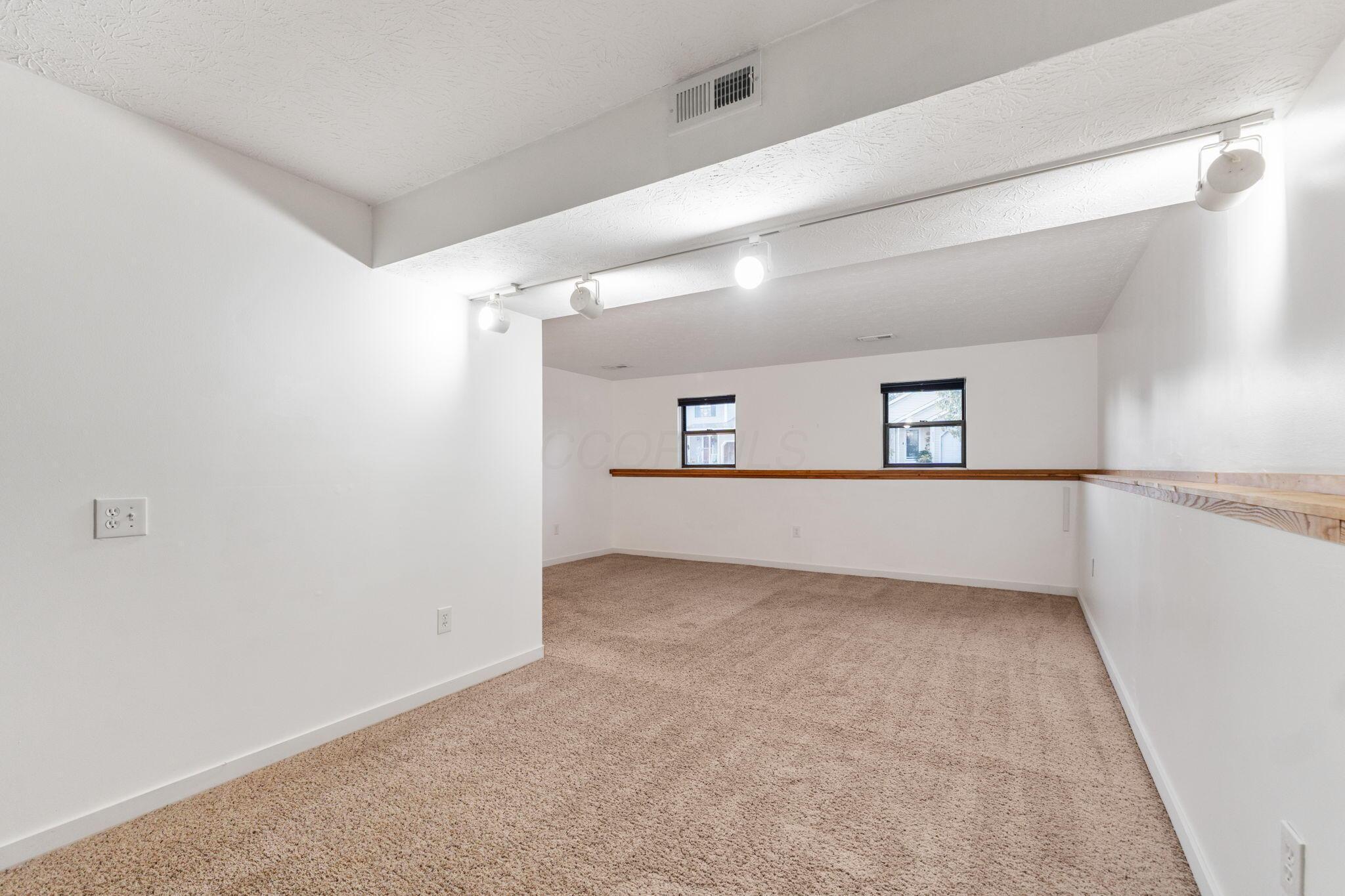 6030 Hildenboro Drive