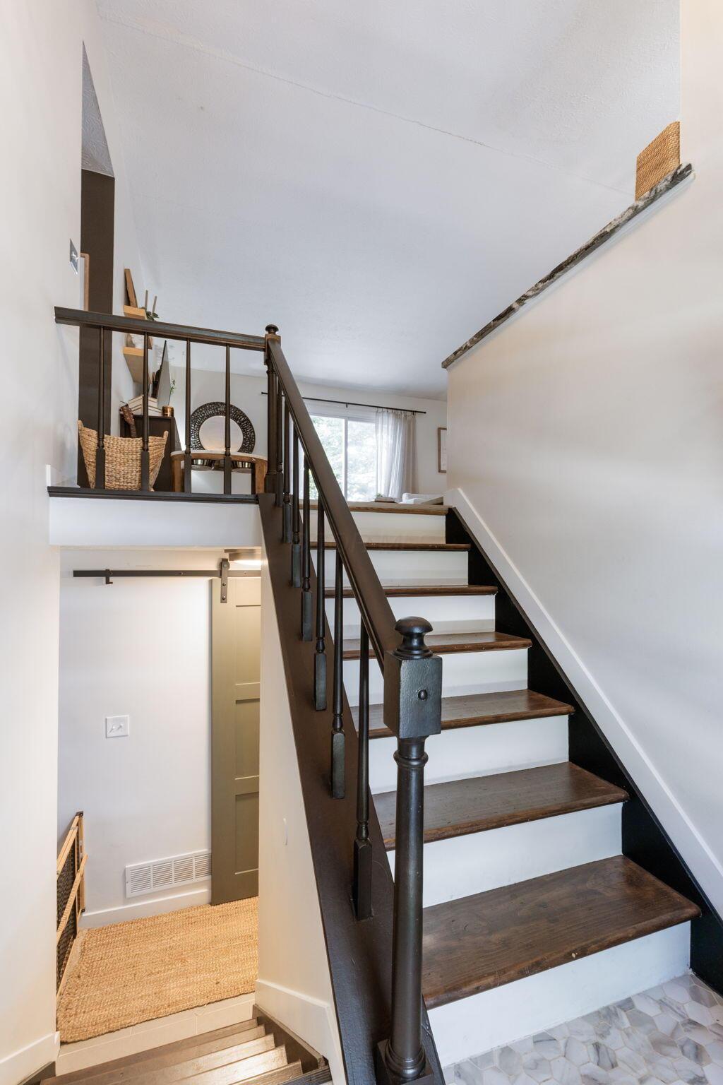 6030 Hildenboro Drive