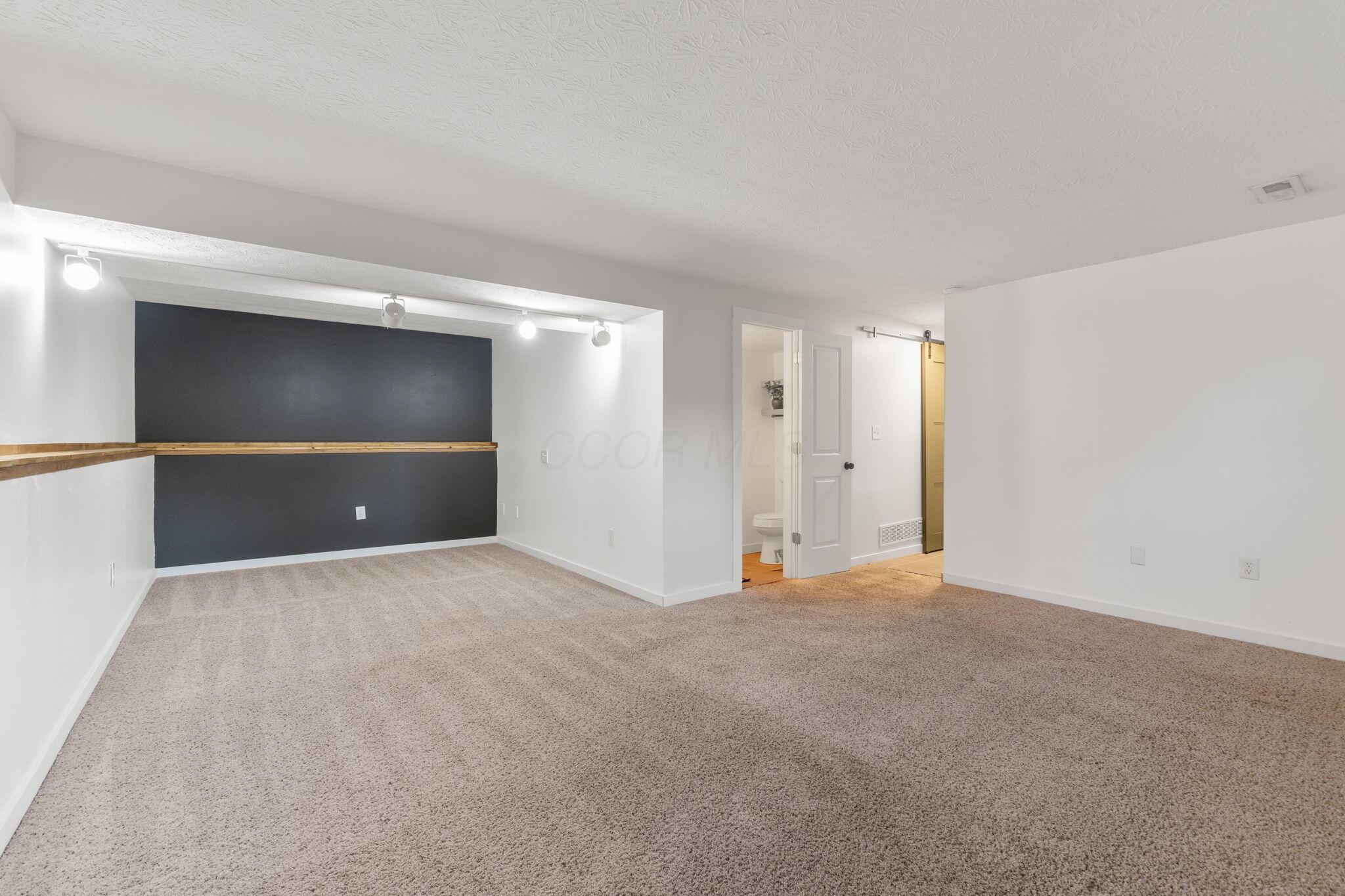 6030 Hildenboro Drive