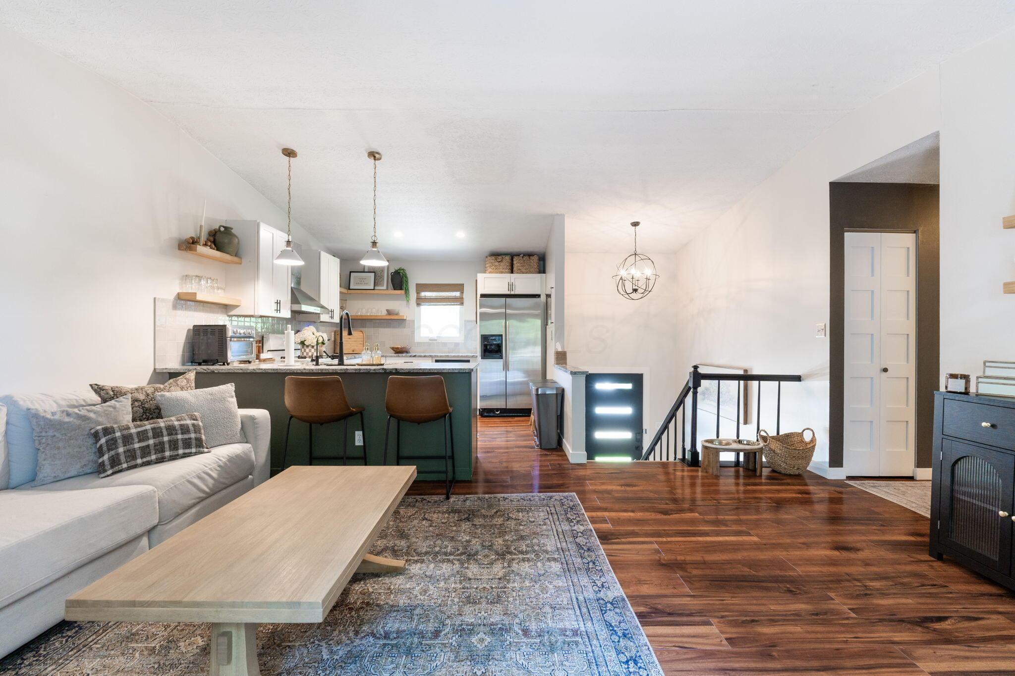 6030 Hildenboro Drive