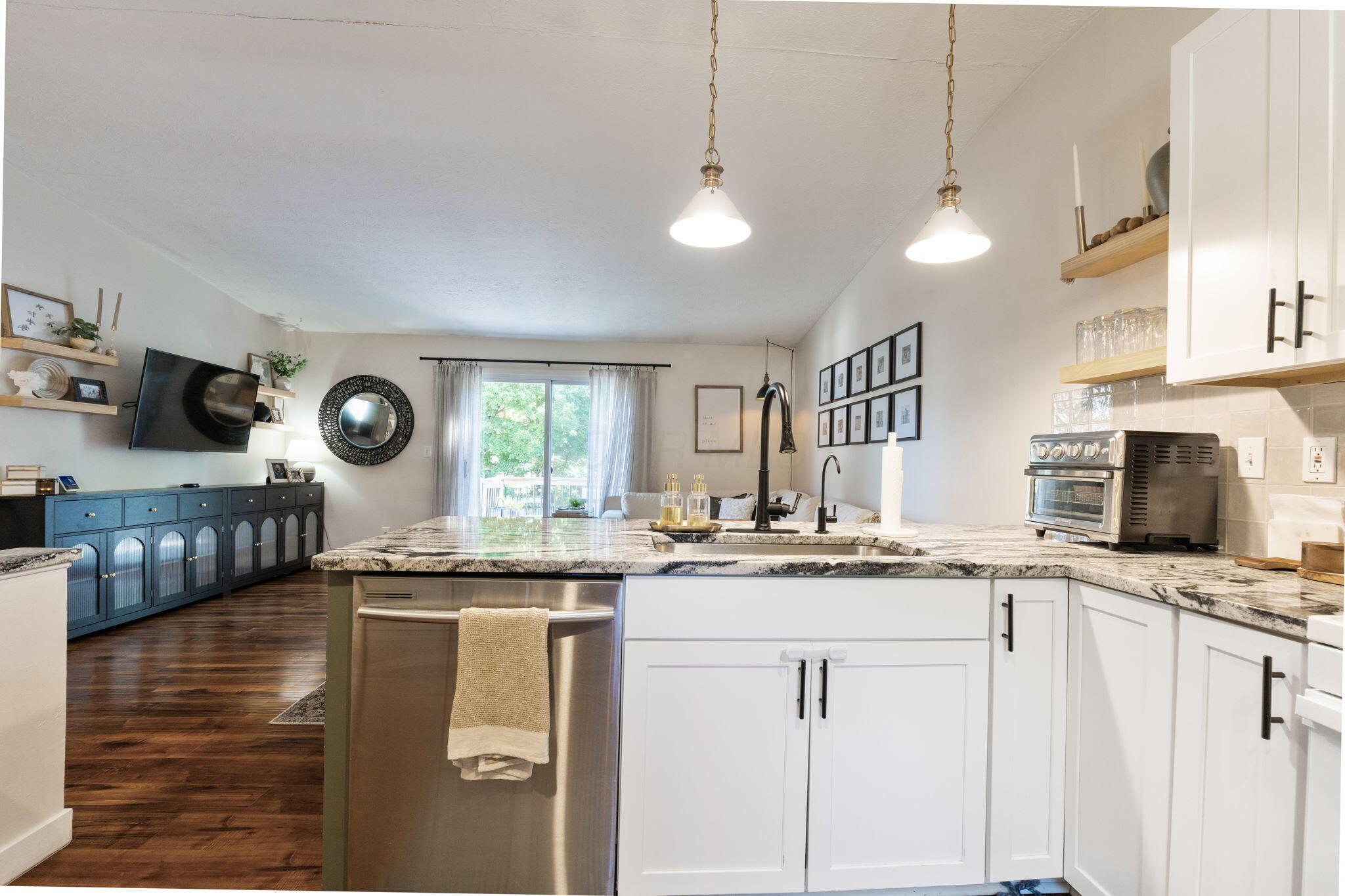 6030 Hildenboro Drive