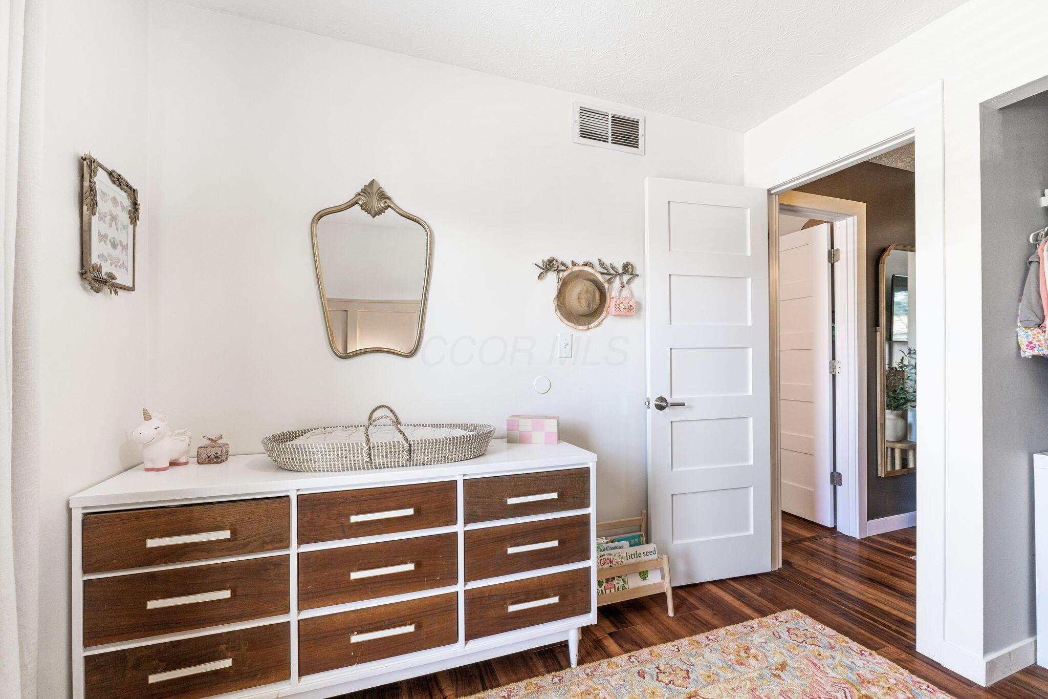 6030 Hildenboro Drive