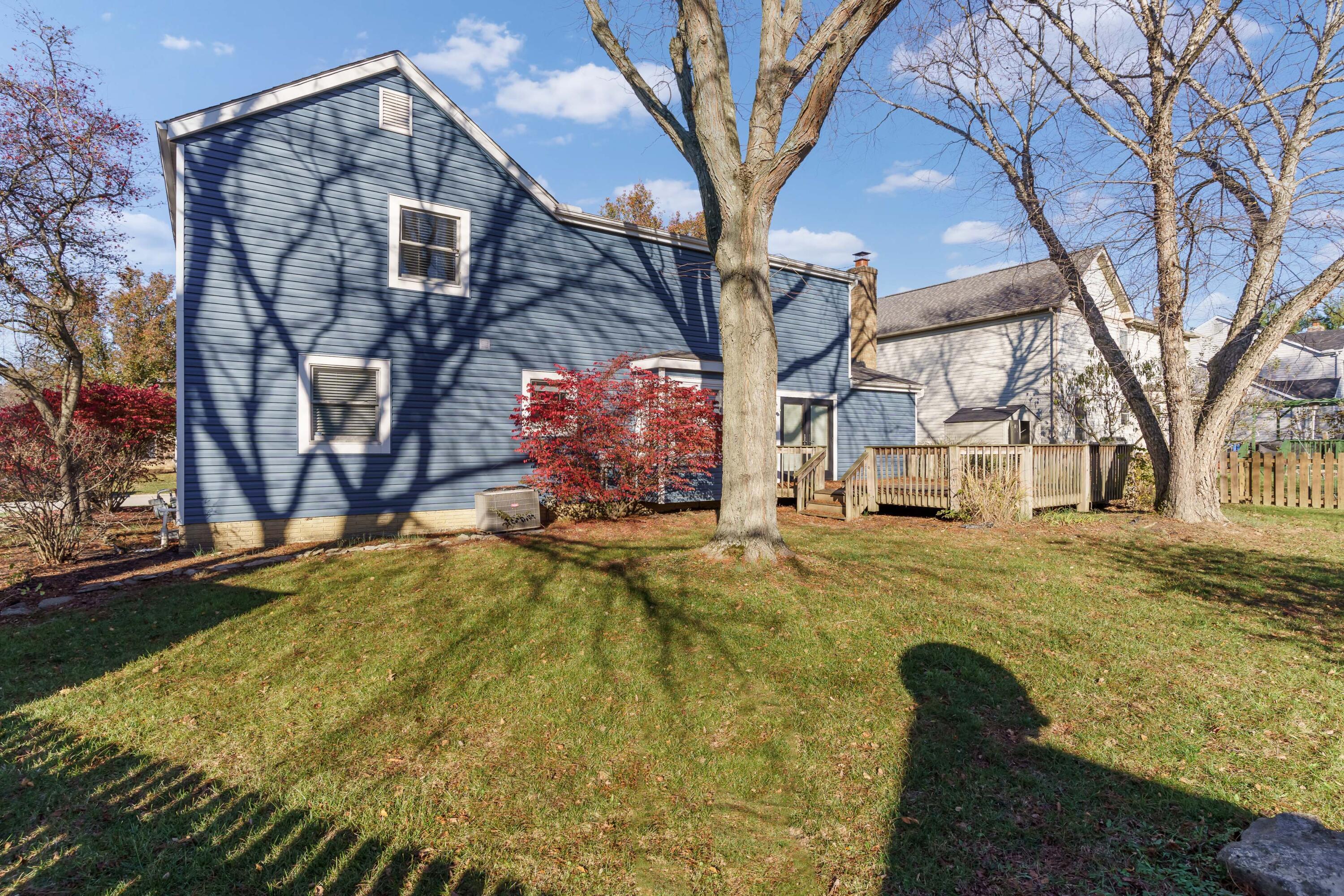 339 Green Meadows Drive W