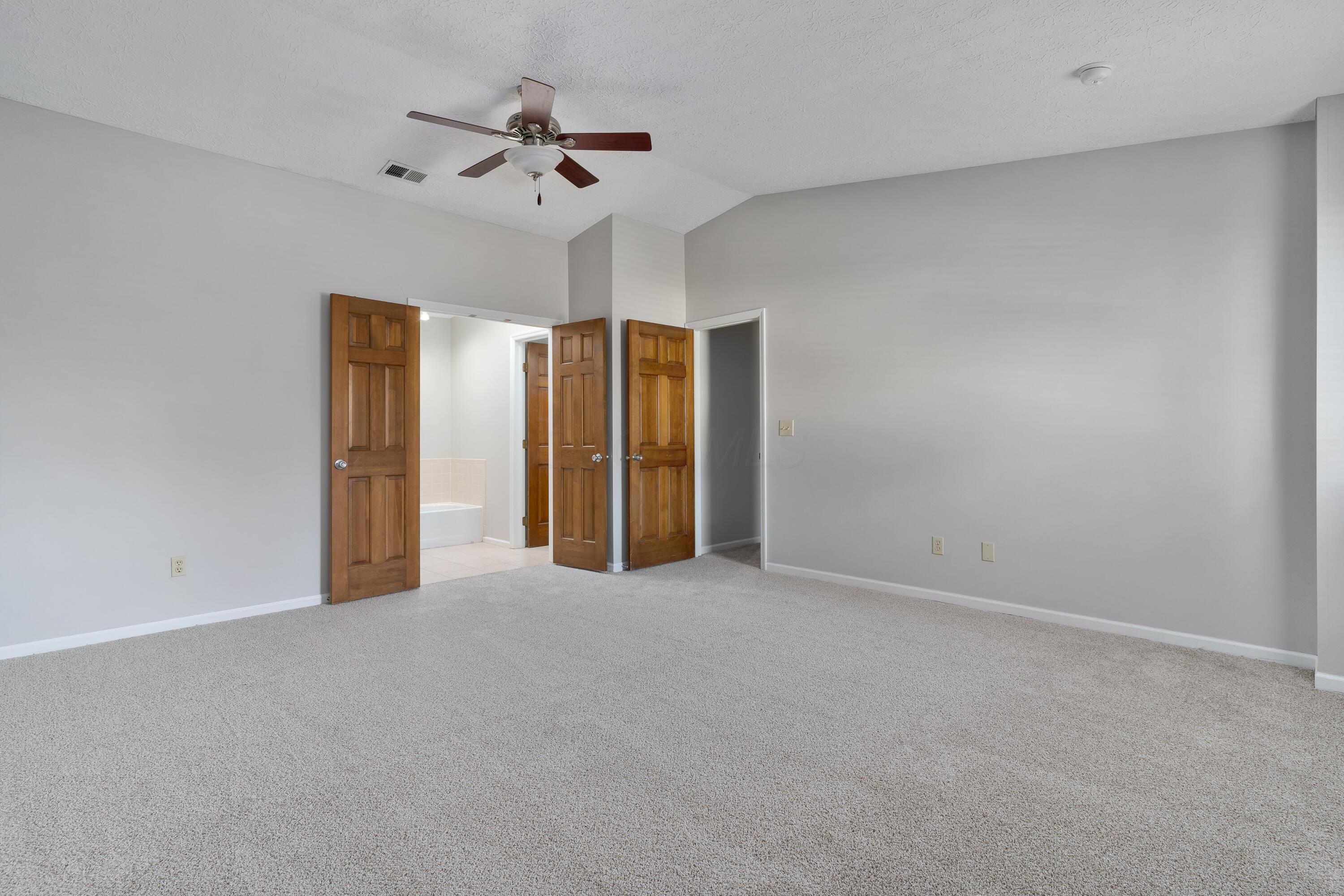 339 Green Meadows Drive W