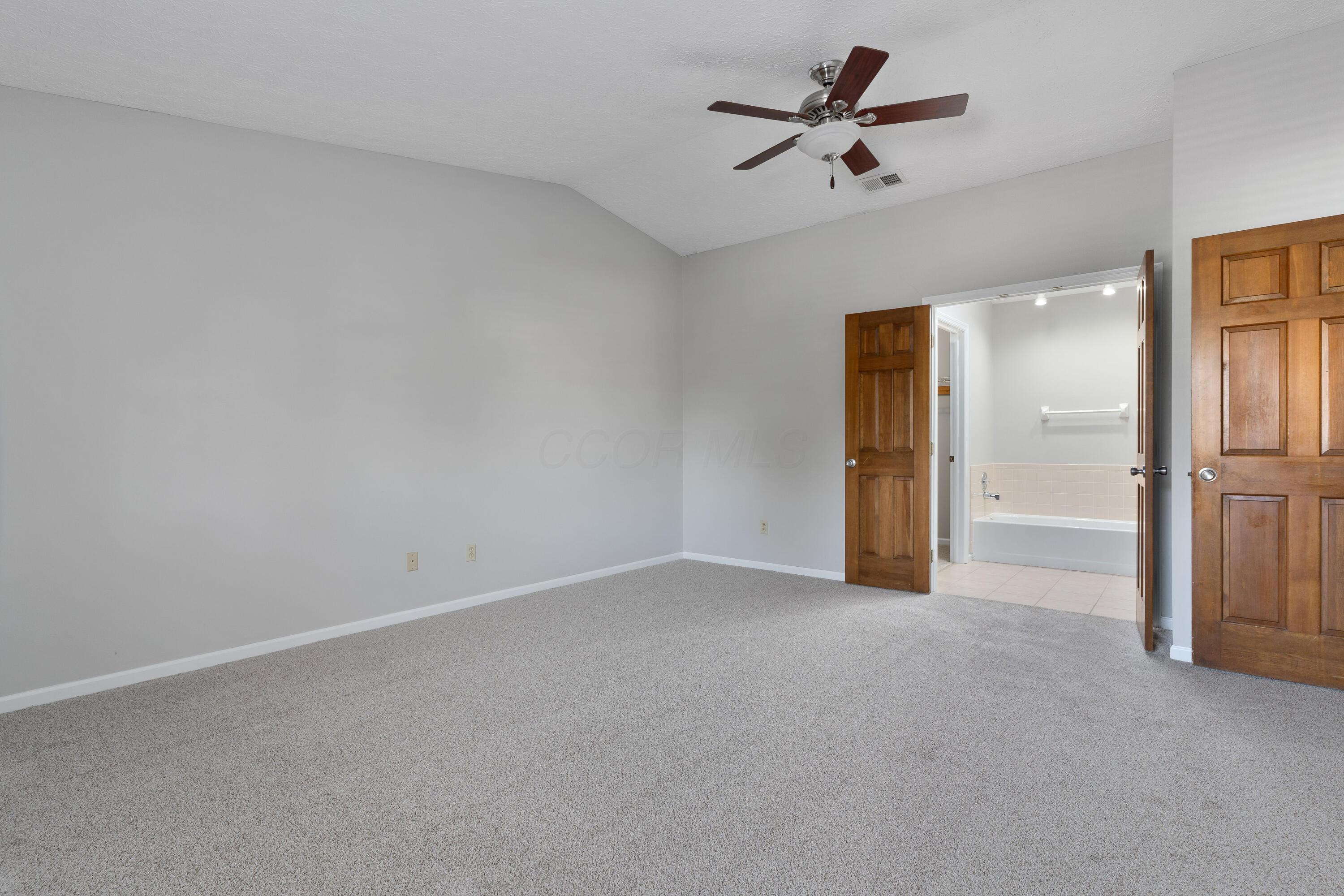 339 Green Meadows Drive W