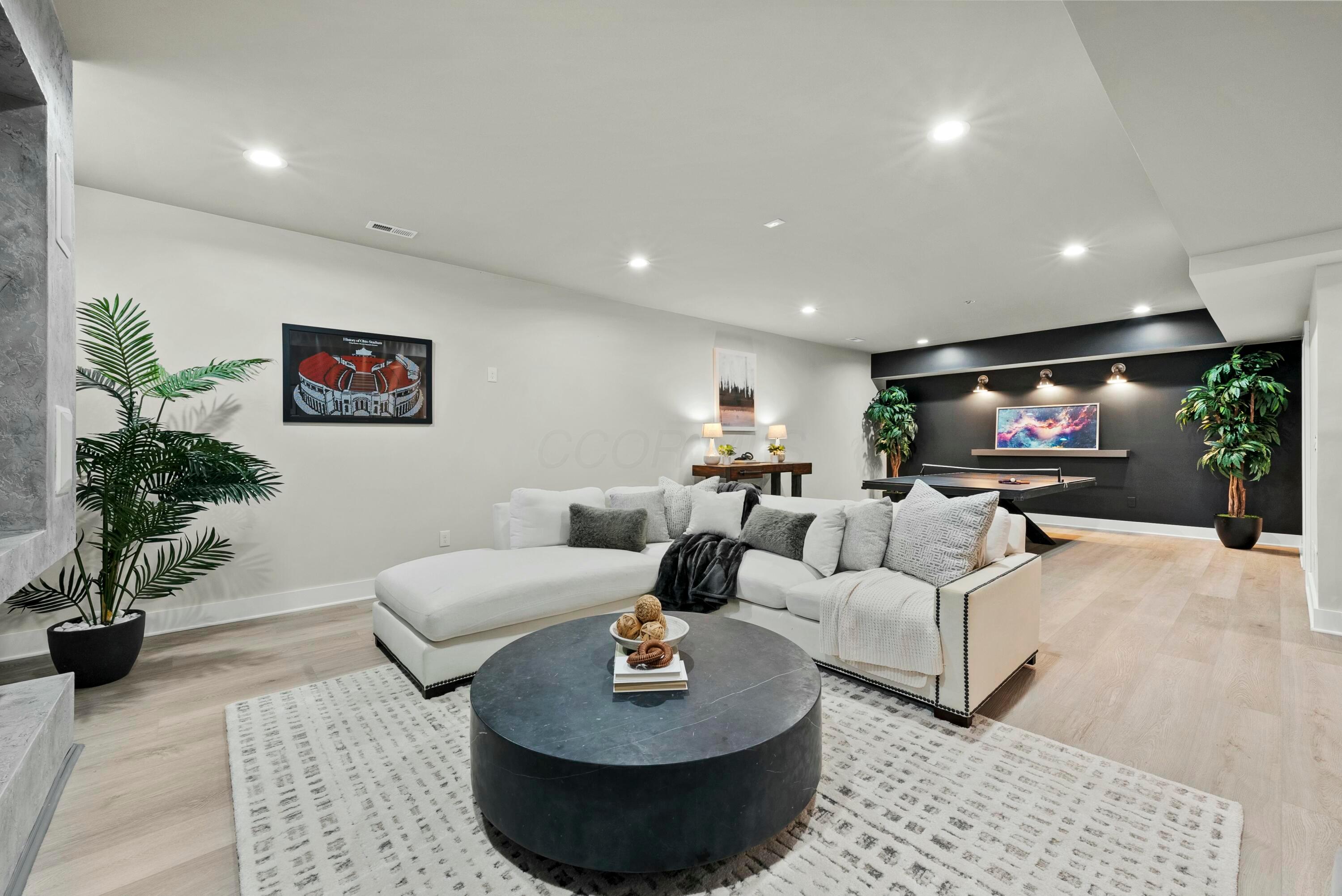 3940 Lewis link Drive