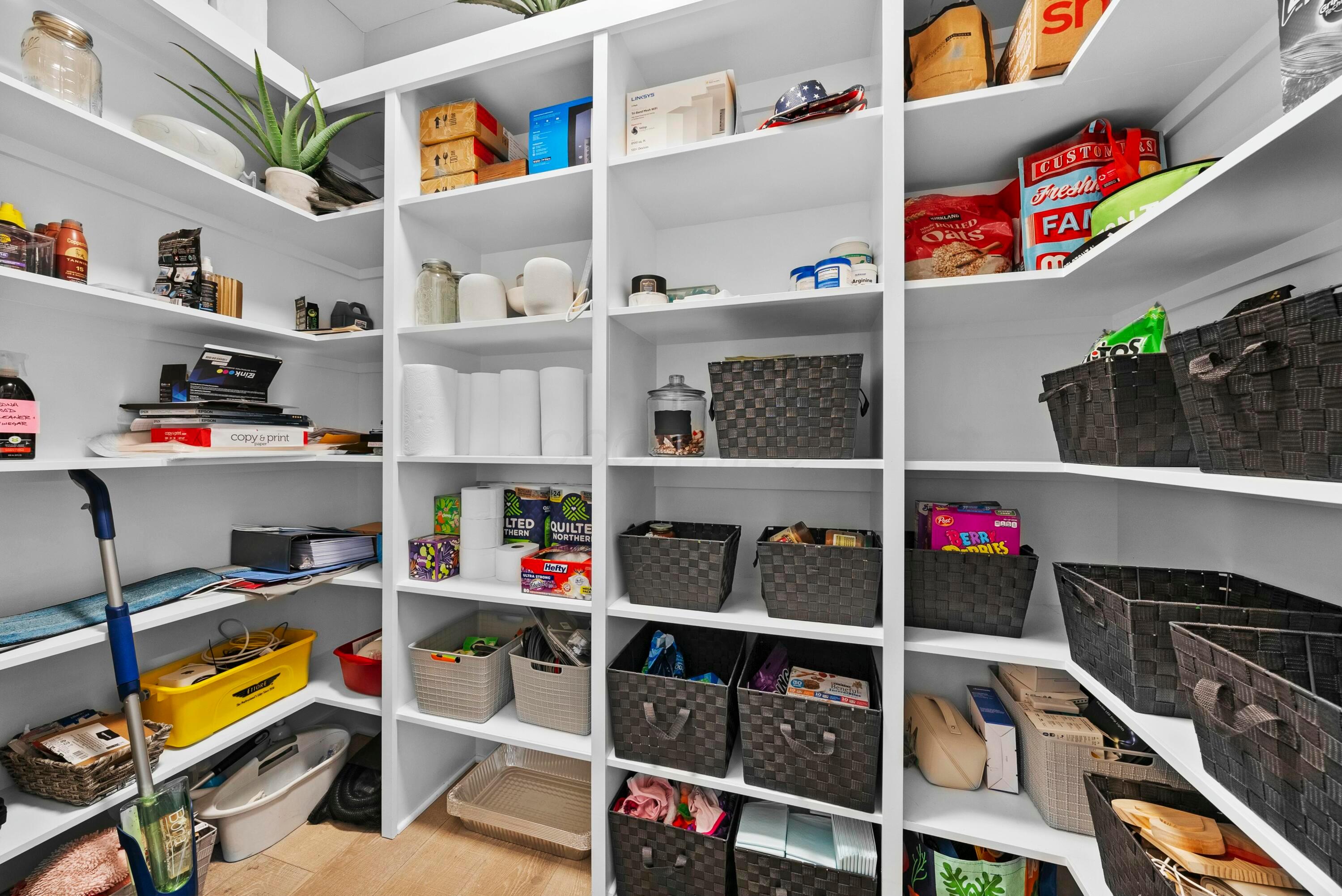 3940 Lewis link Drive