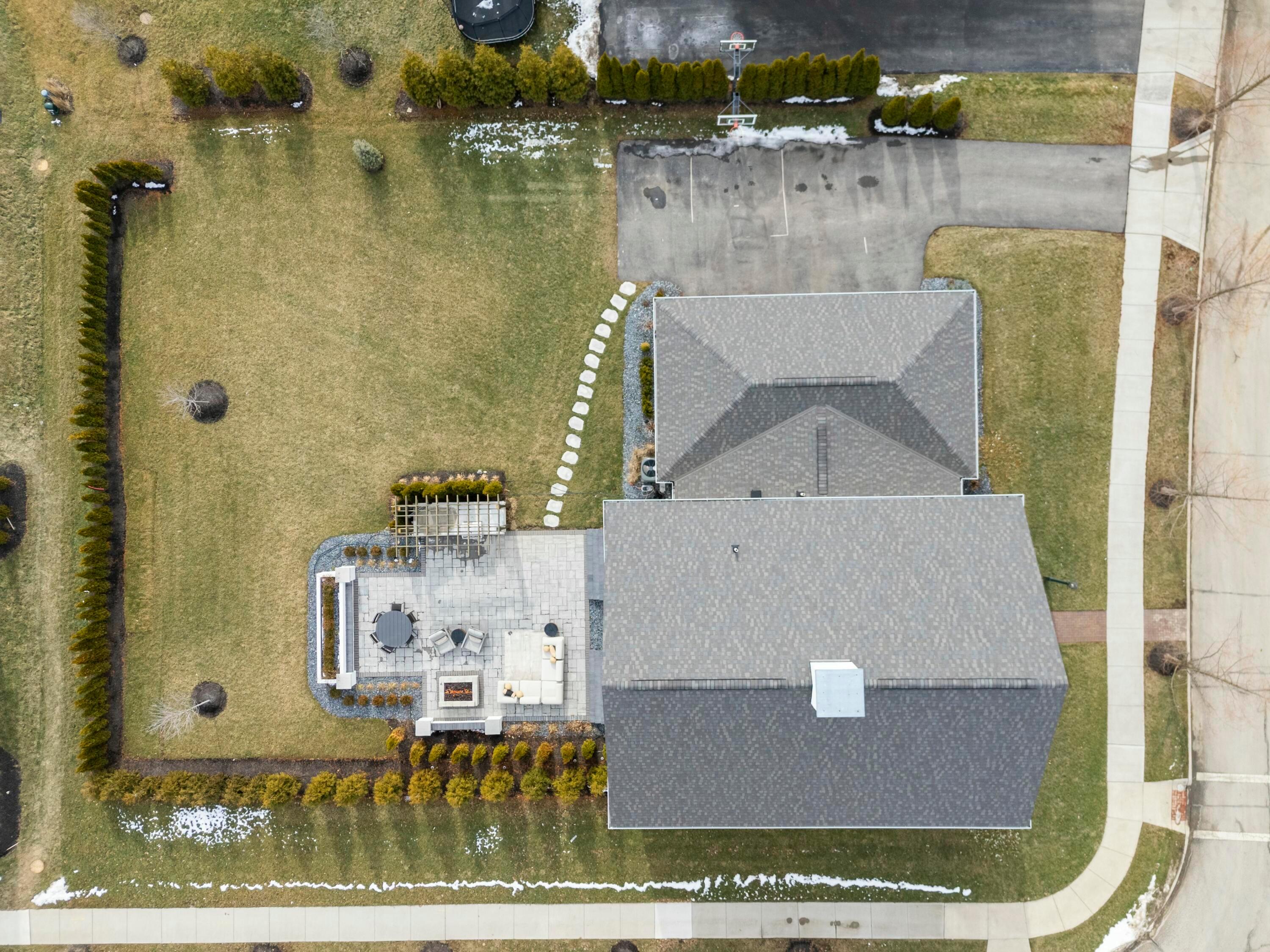 3940 Lewis link Drive