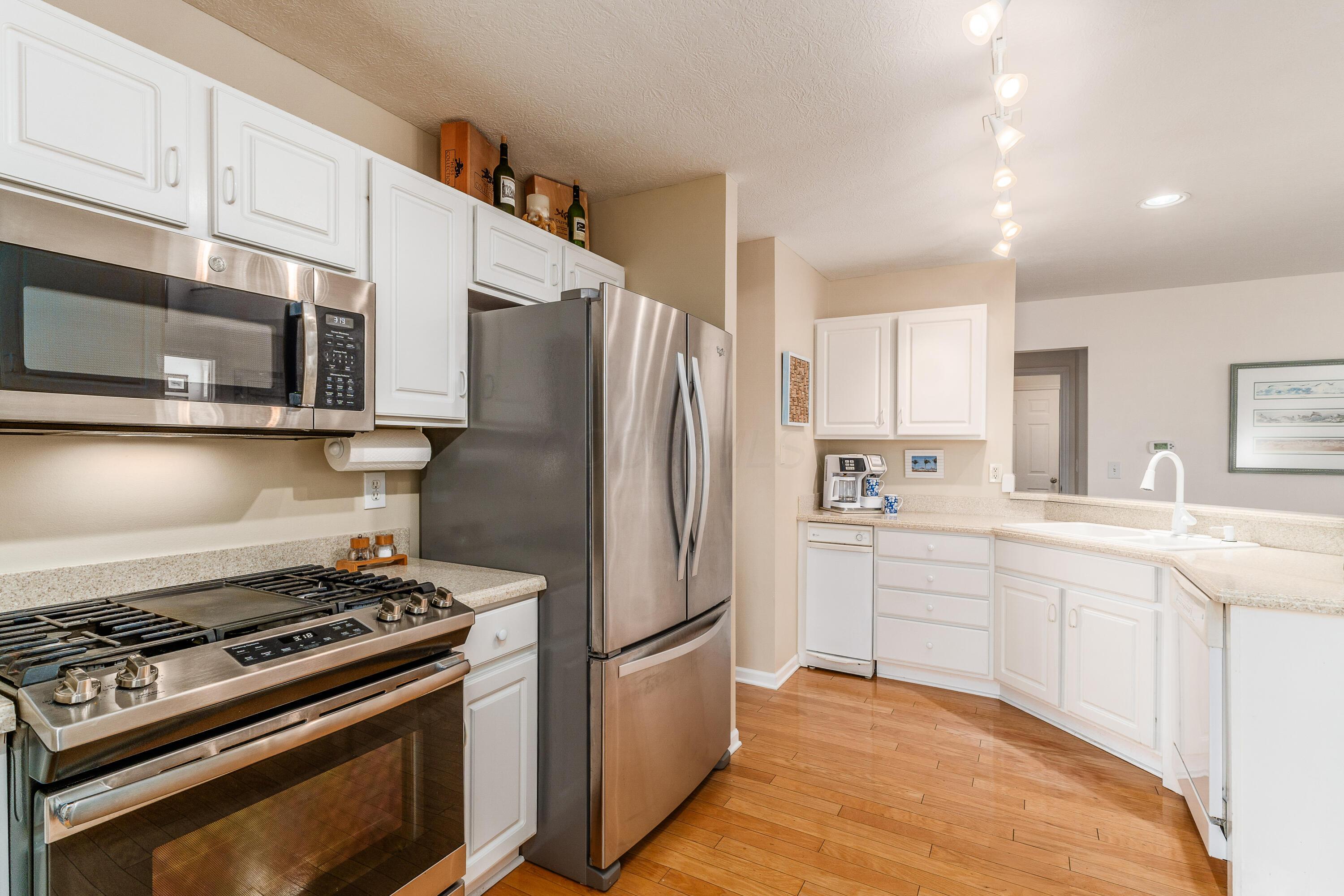 557 Village Green Loop