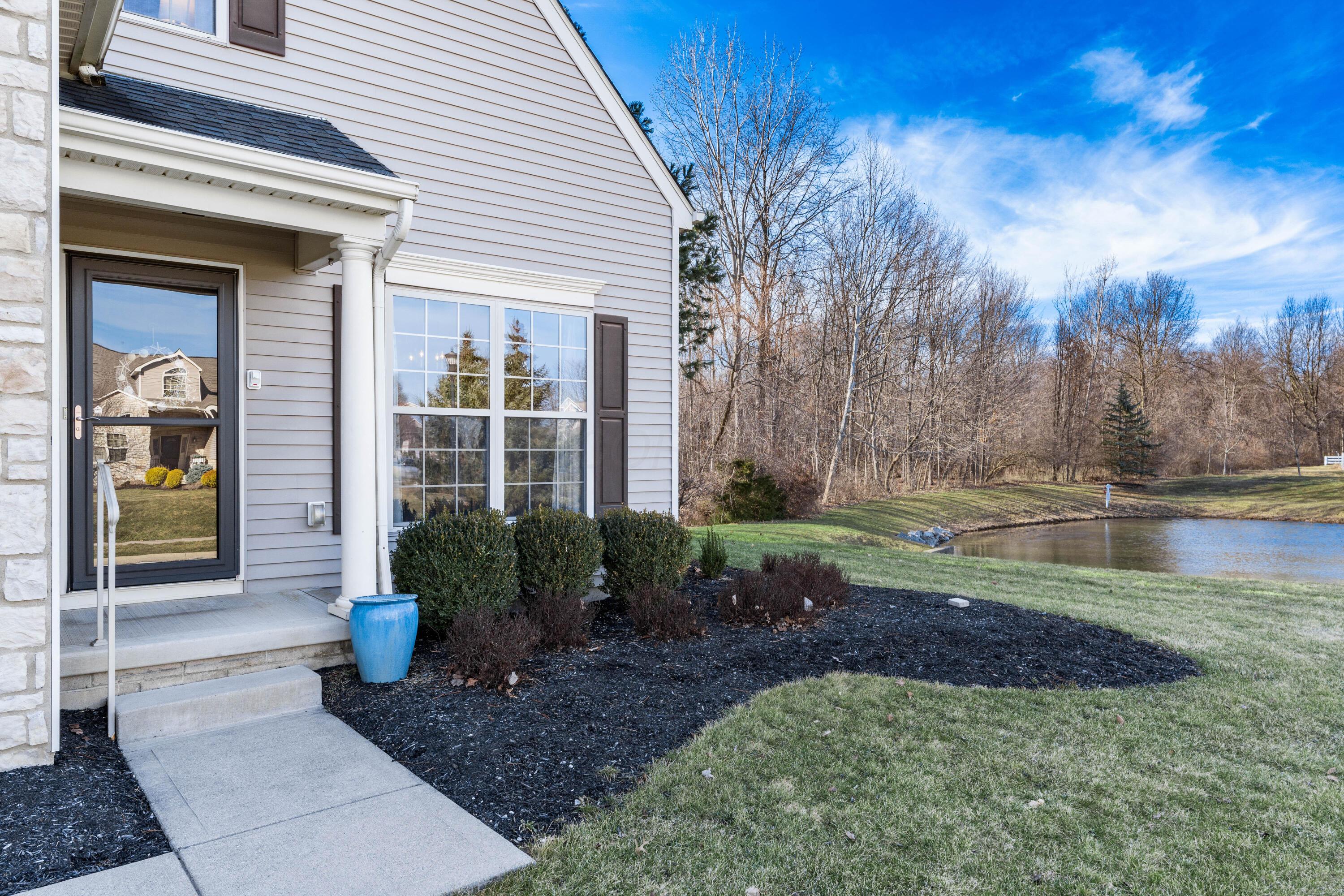 557 Village Green Loop