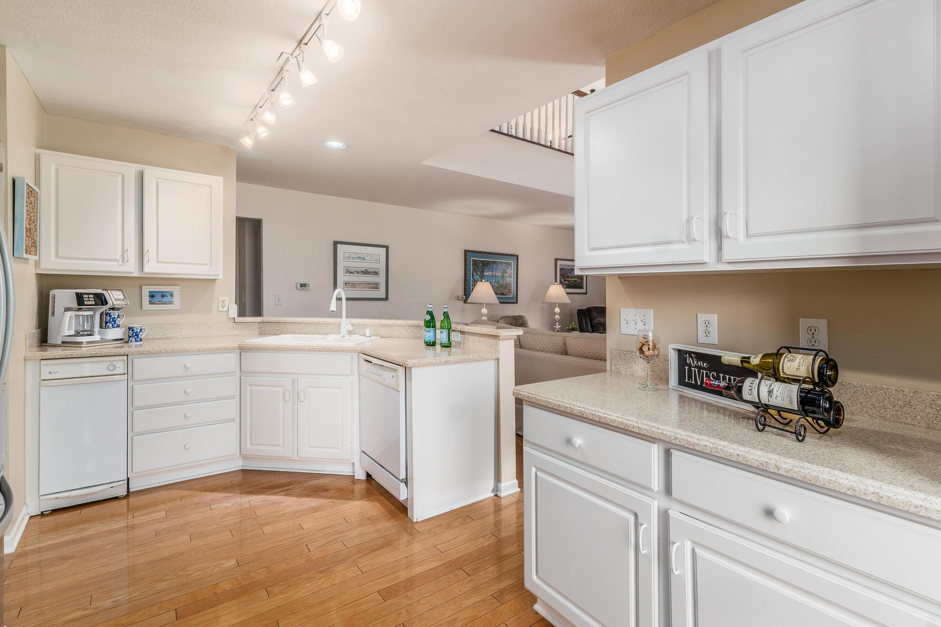 557 Village Green Loop