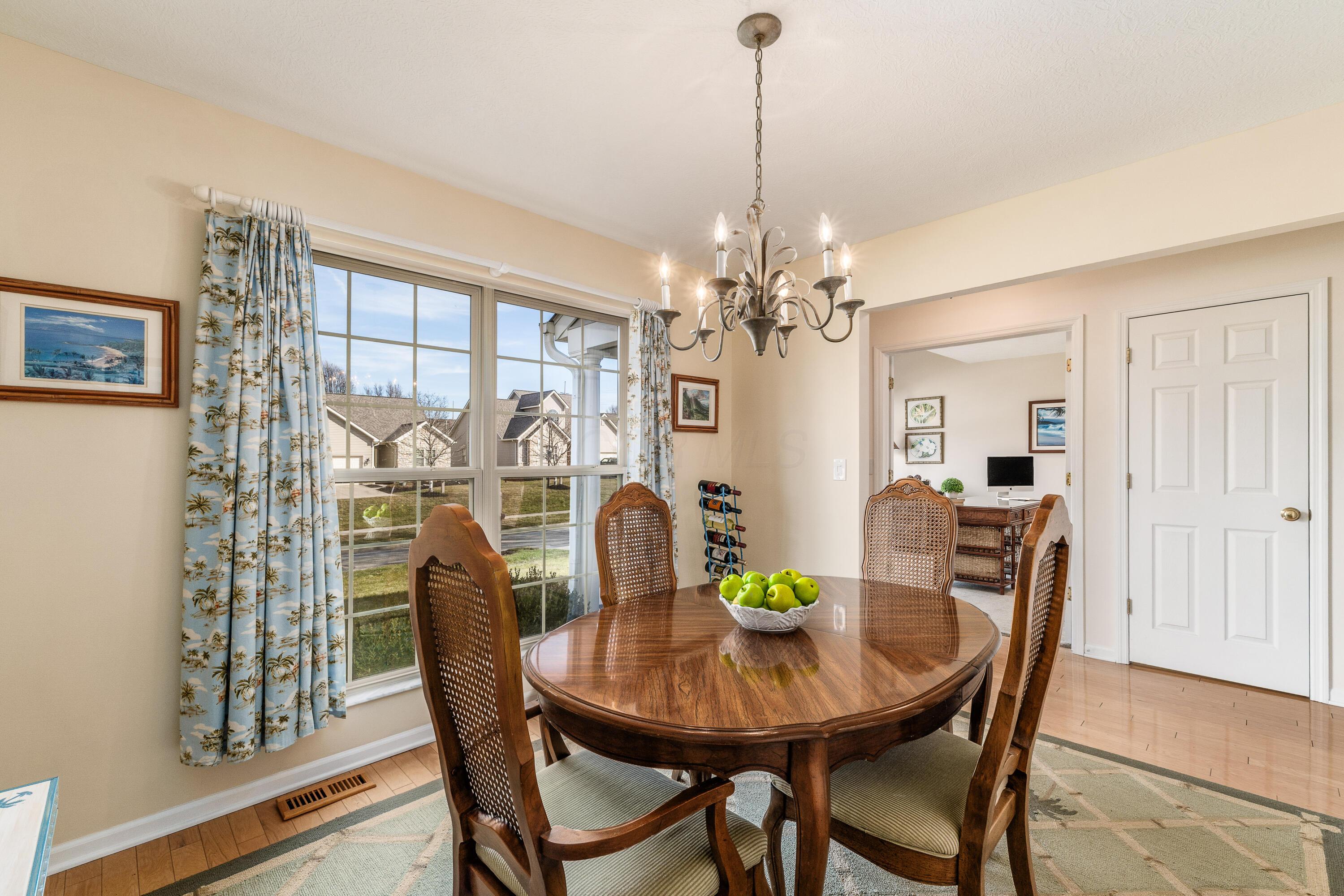 557 Village Green Loop