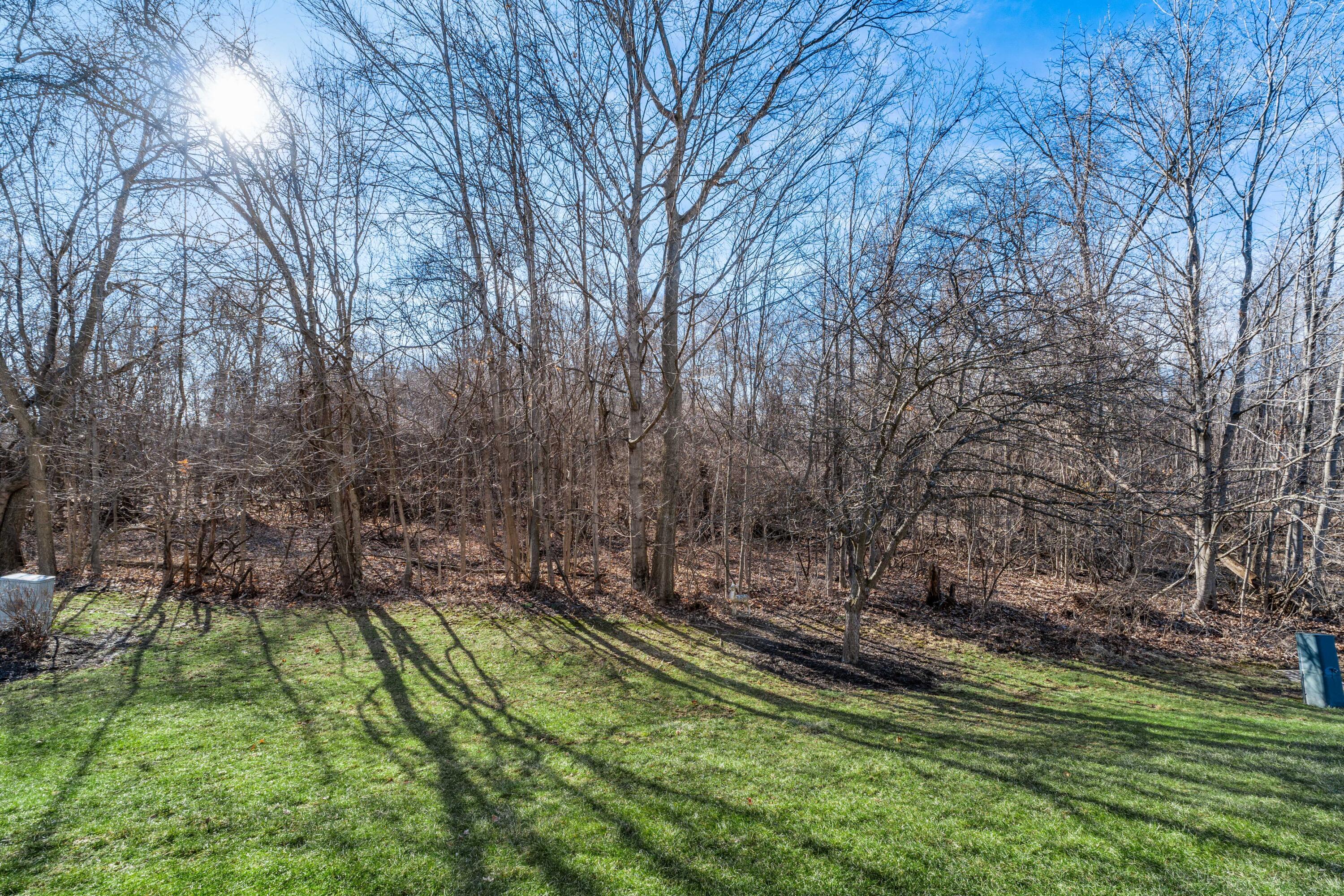 557 Village Green Loop