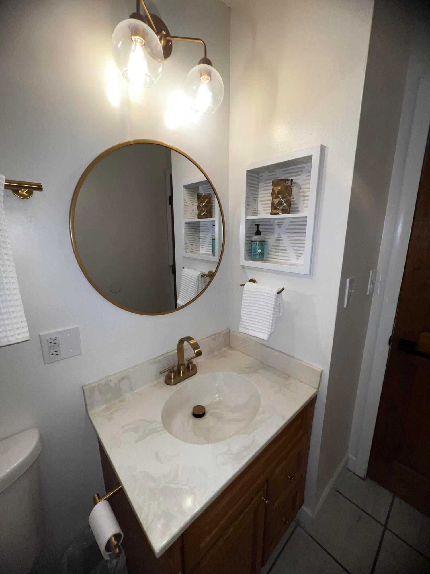 1215 Coventry Circle