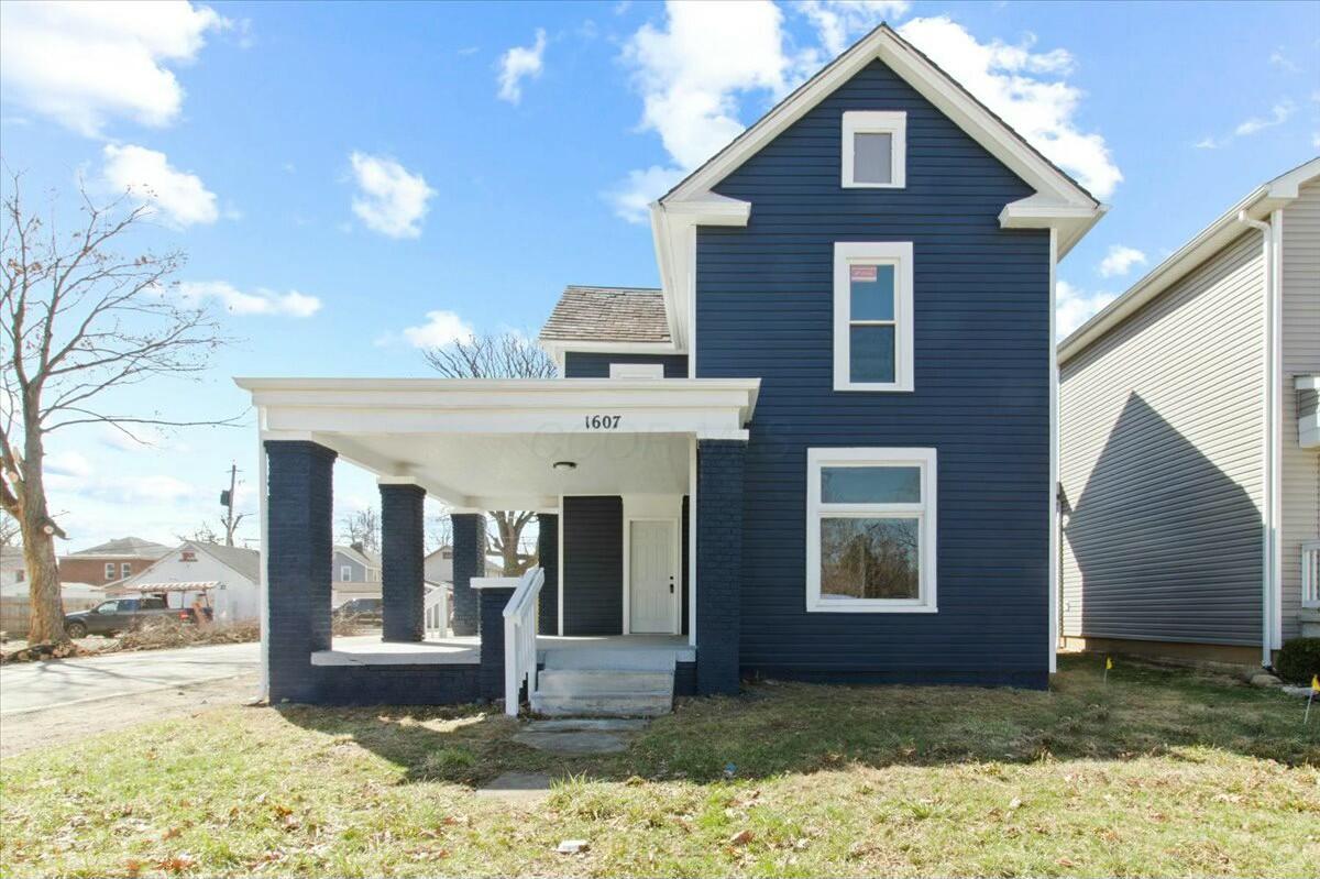 1607 Genessee Avenue