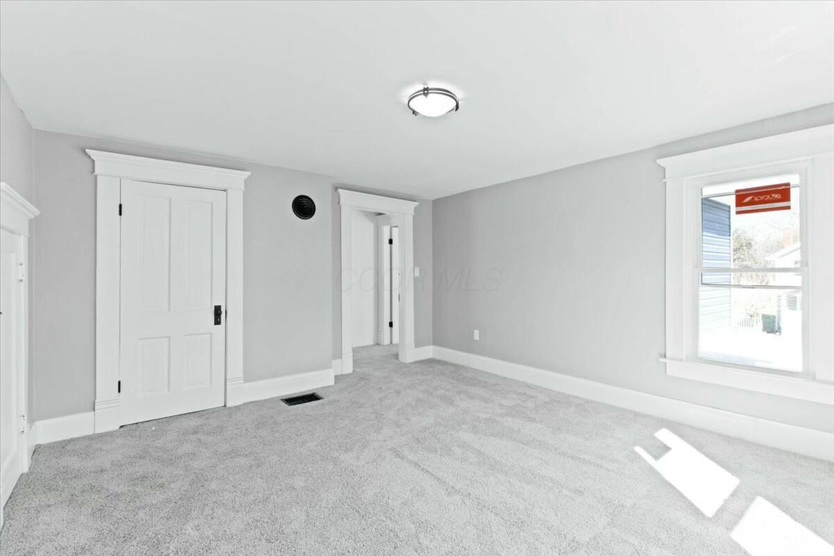 1607 Genessee Avenue