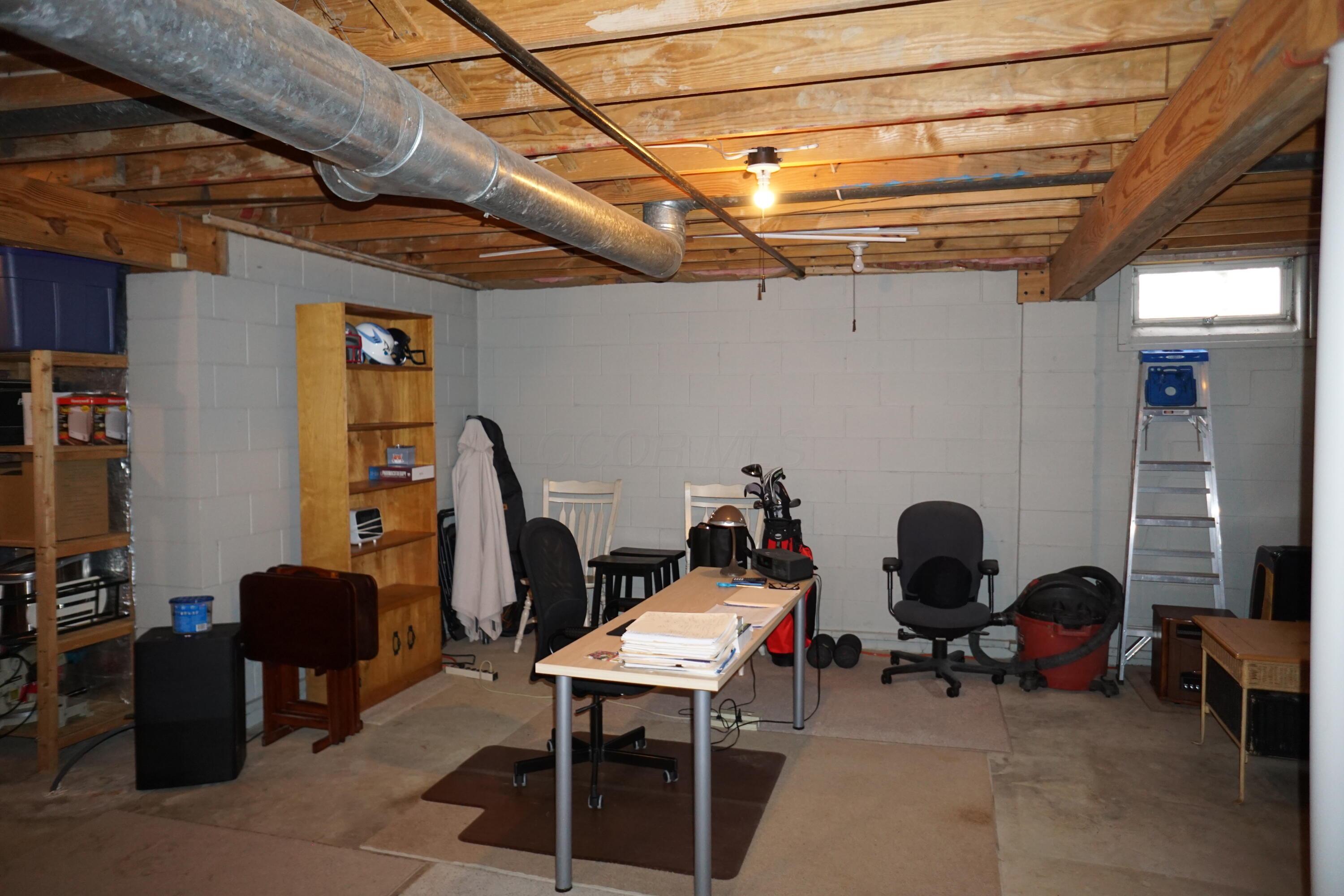 5484 Woodville Court