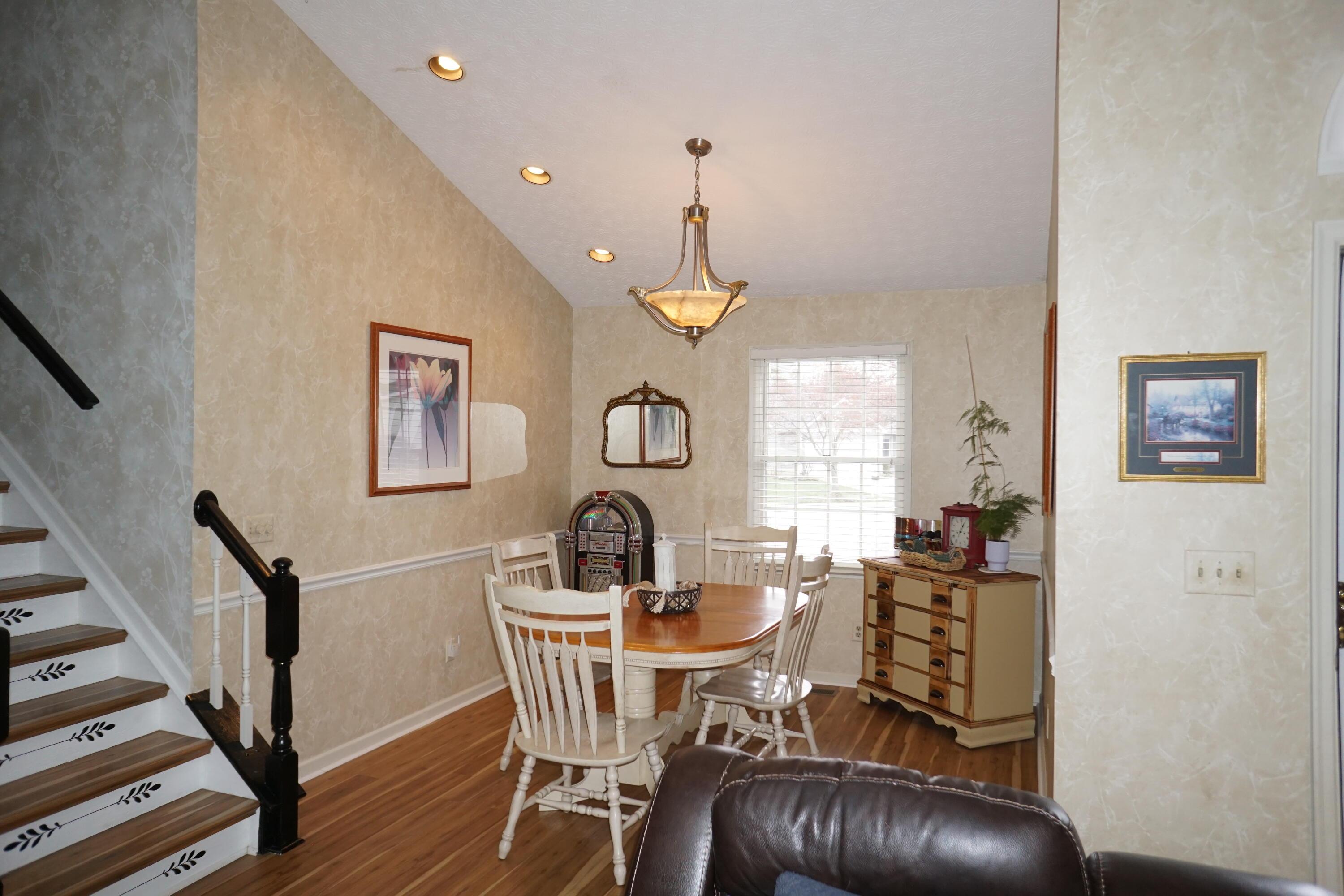 5484 Woodville Court