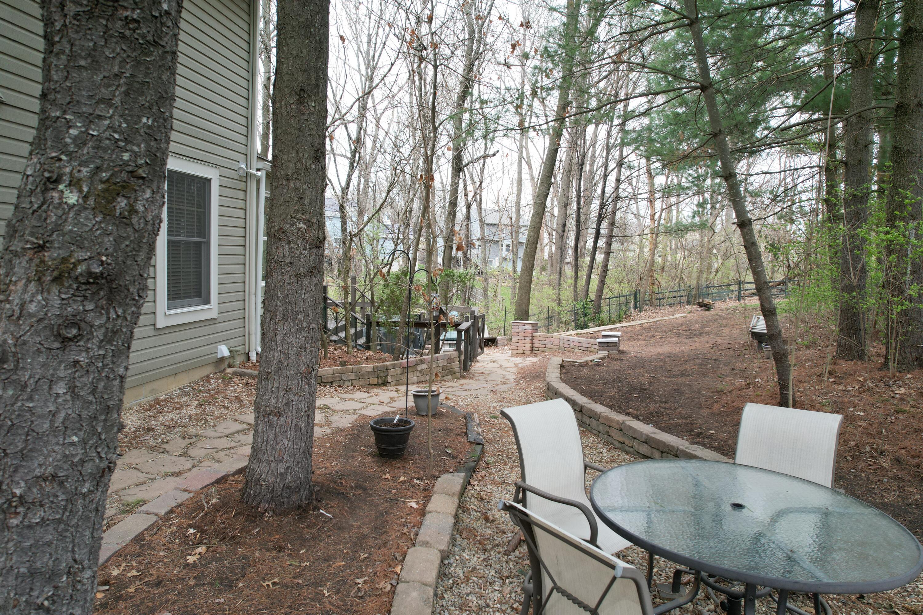 5484 Woodville Court