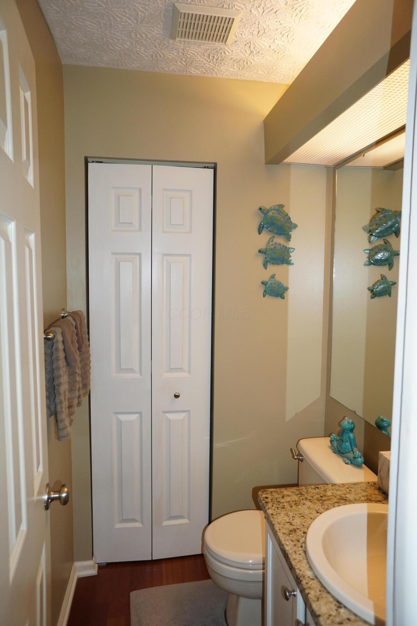 5484 Woodville Court