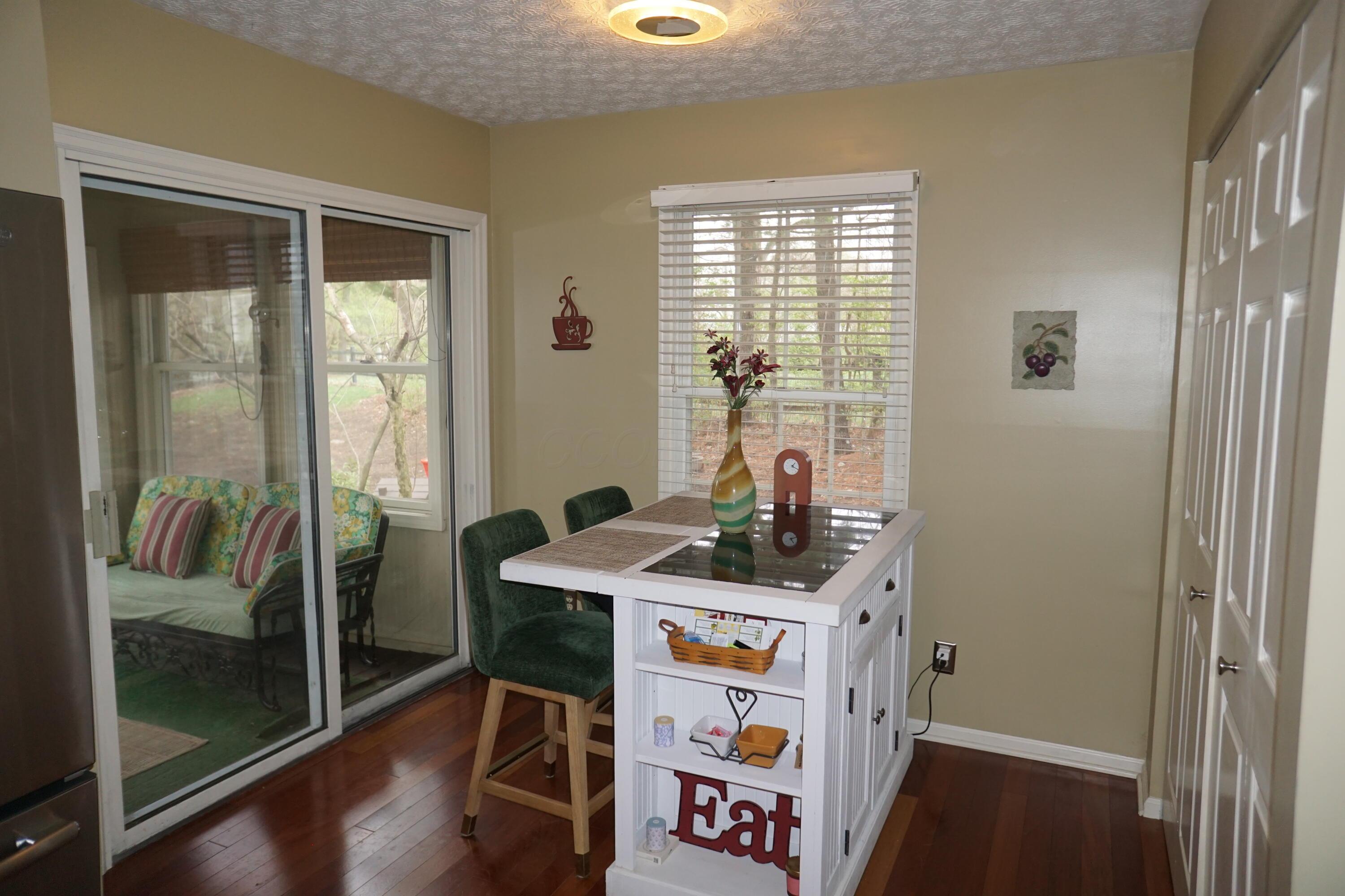 5484 Woodville Court