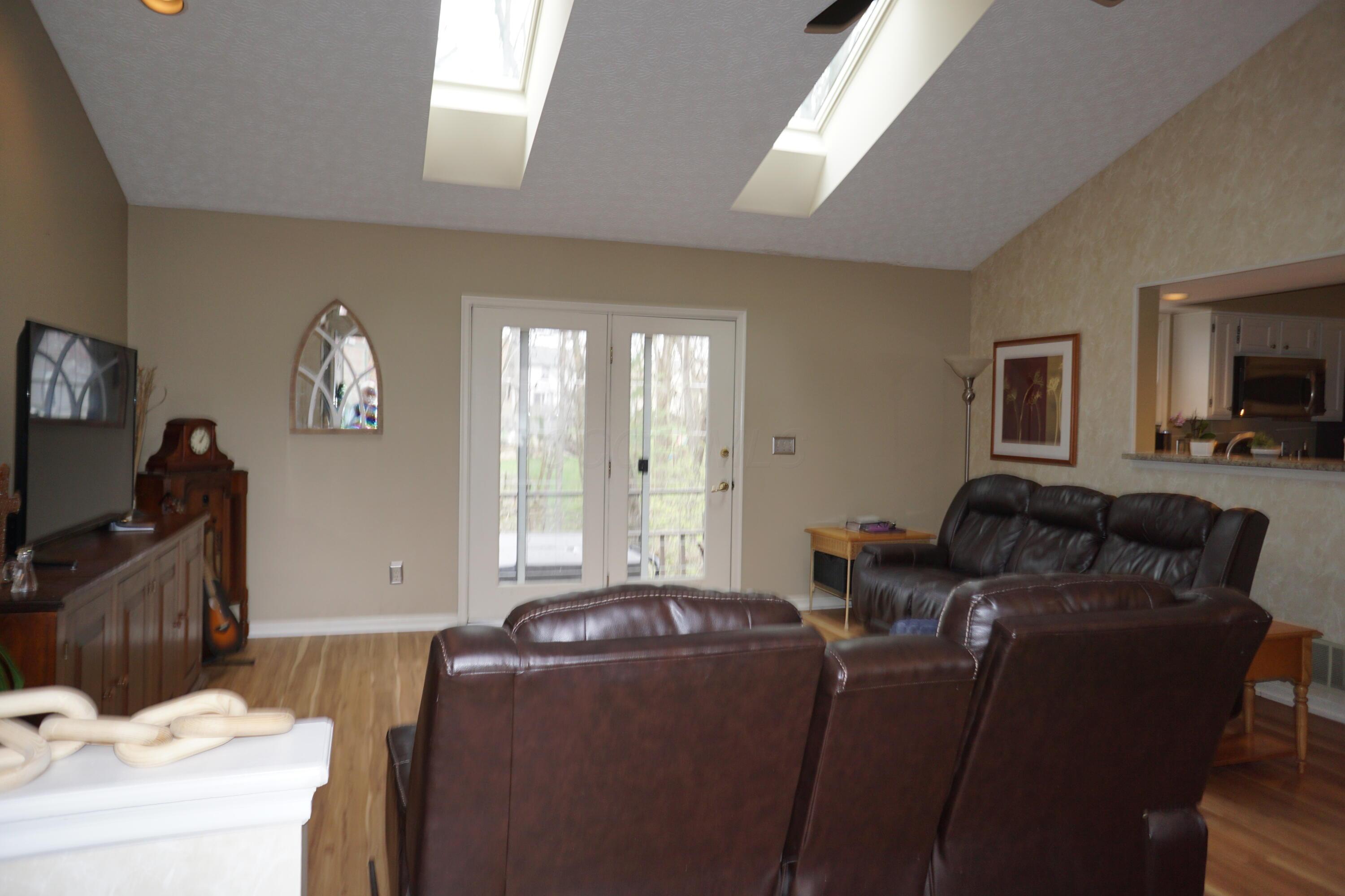 5484 Woodville Court