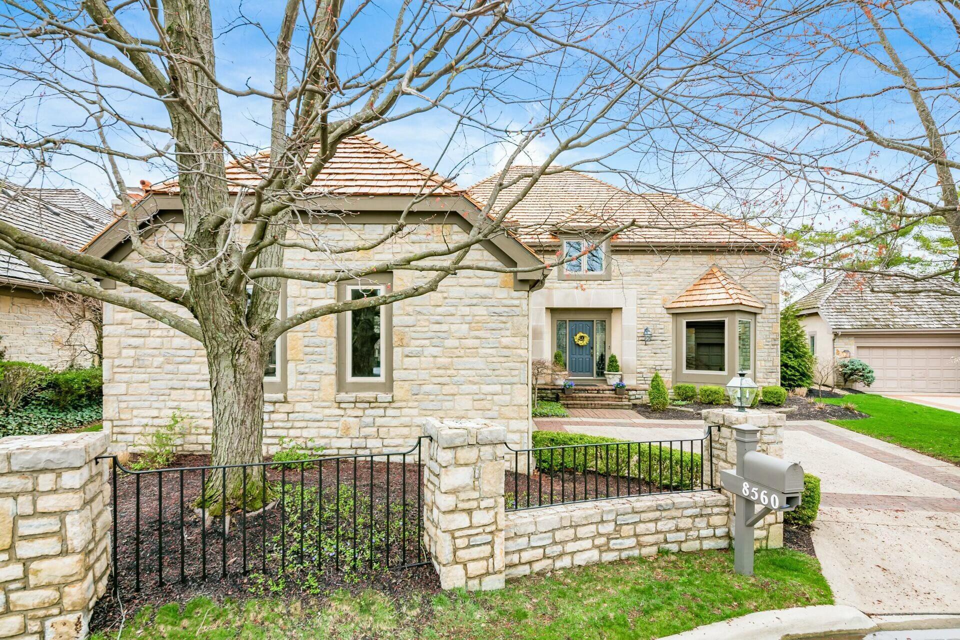 8560 Cartney Court