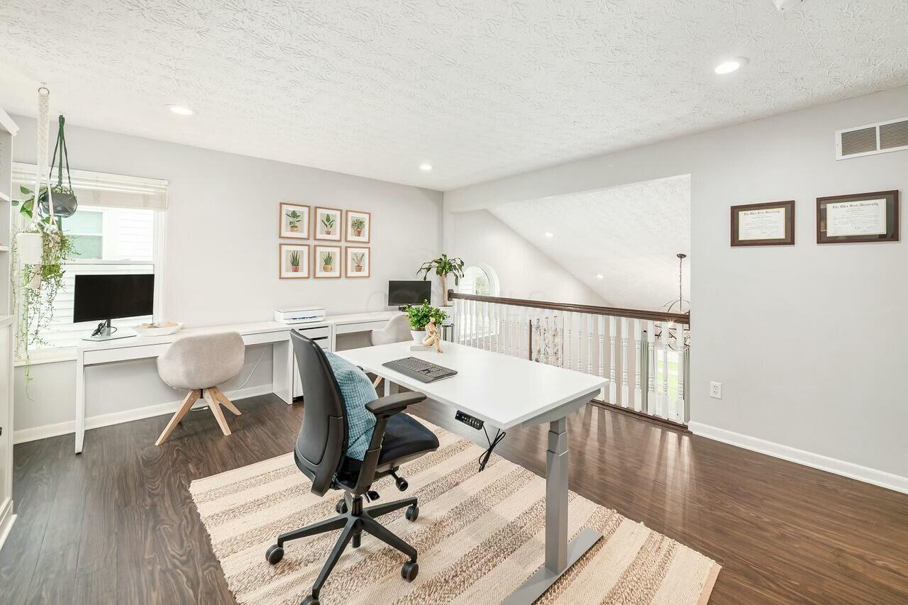 6108 Hilltop Trail Drive