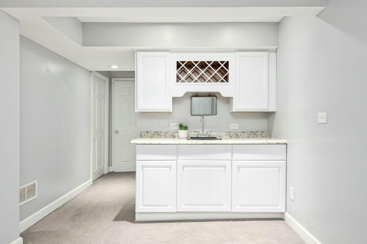 6108 Hilltop Trail Drive