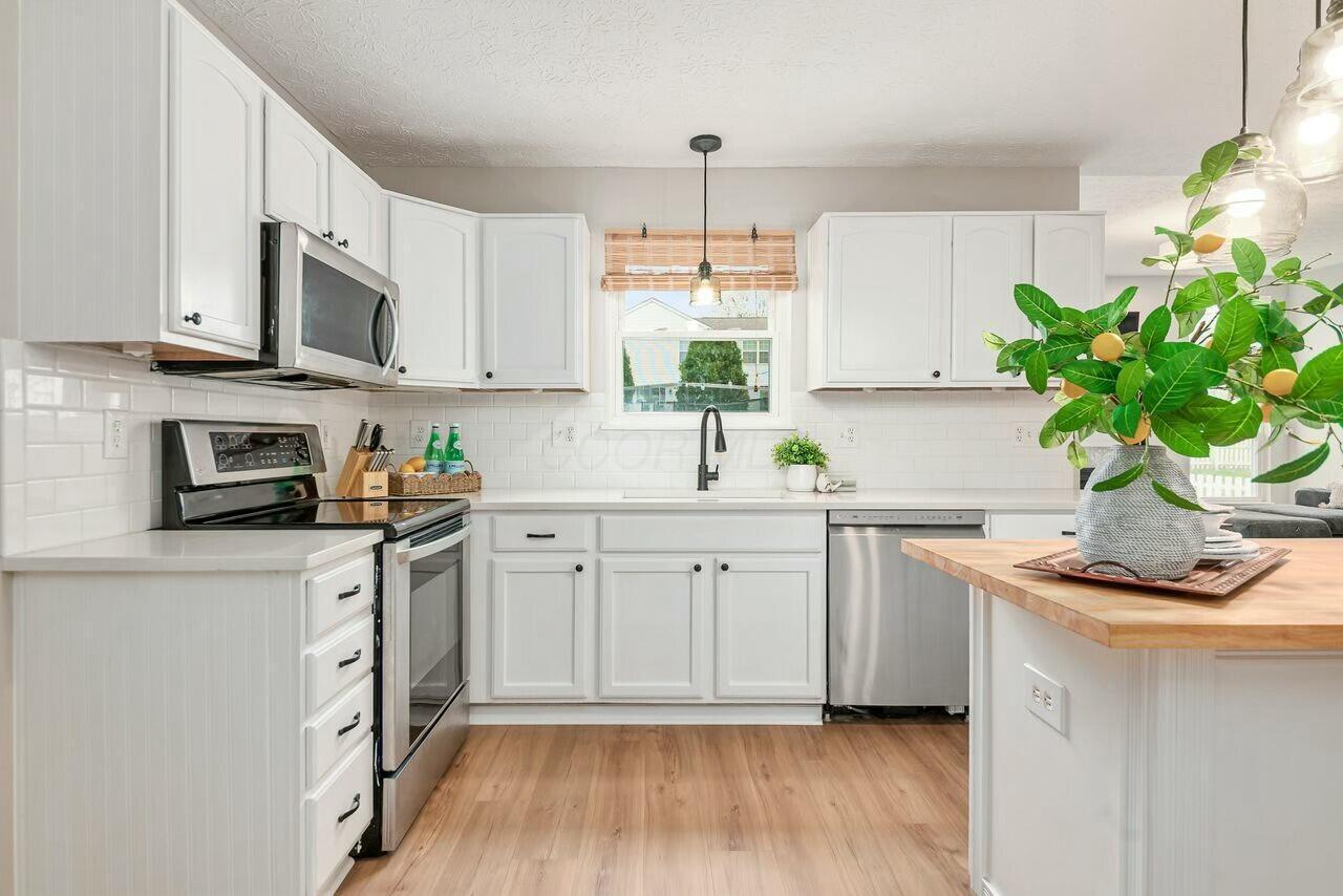 6108 Hilltop Trail Drive