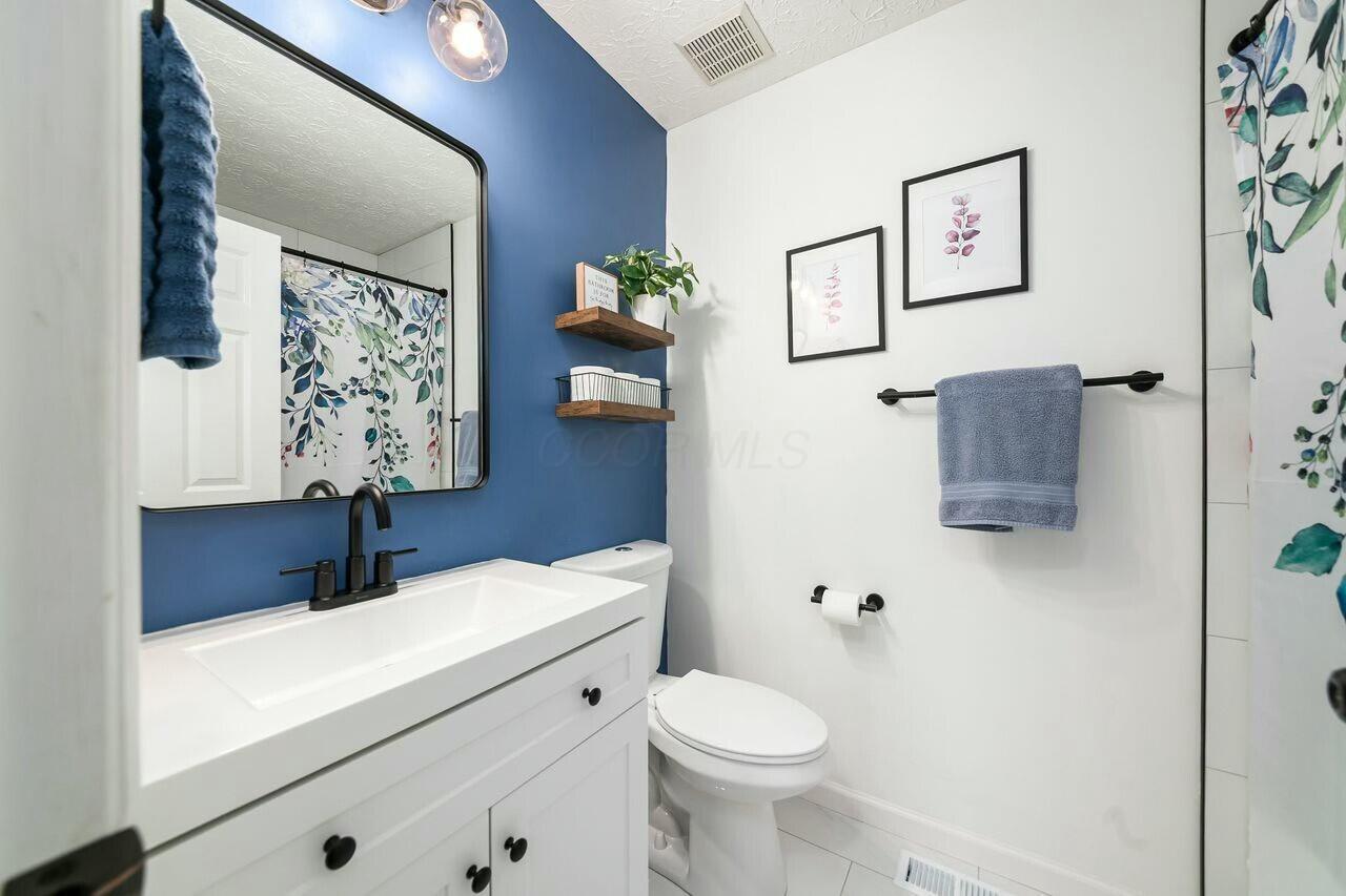 6108 Hilltop Trail Drive