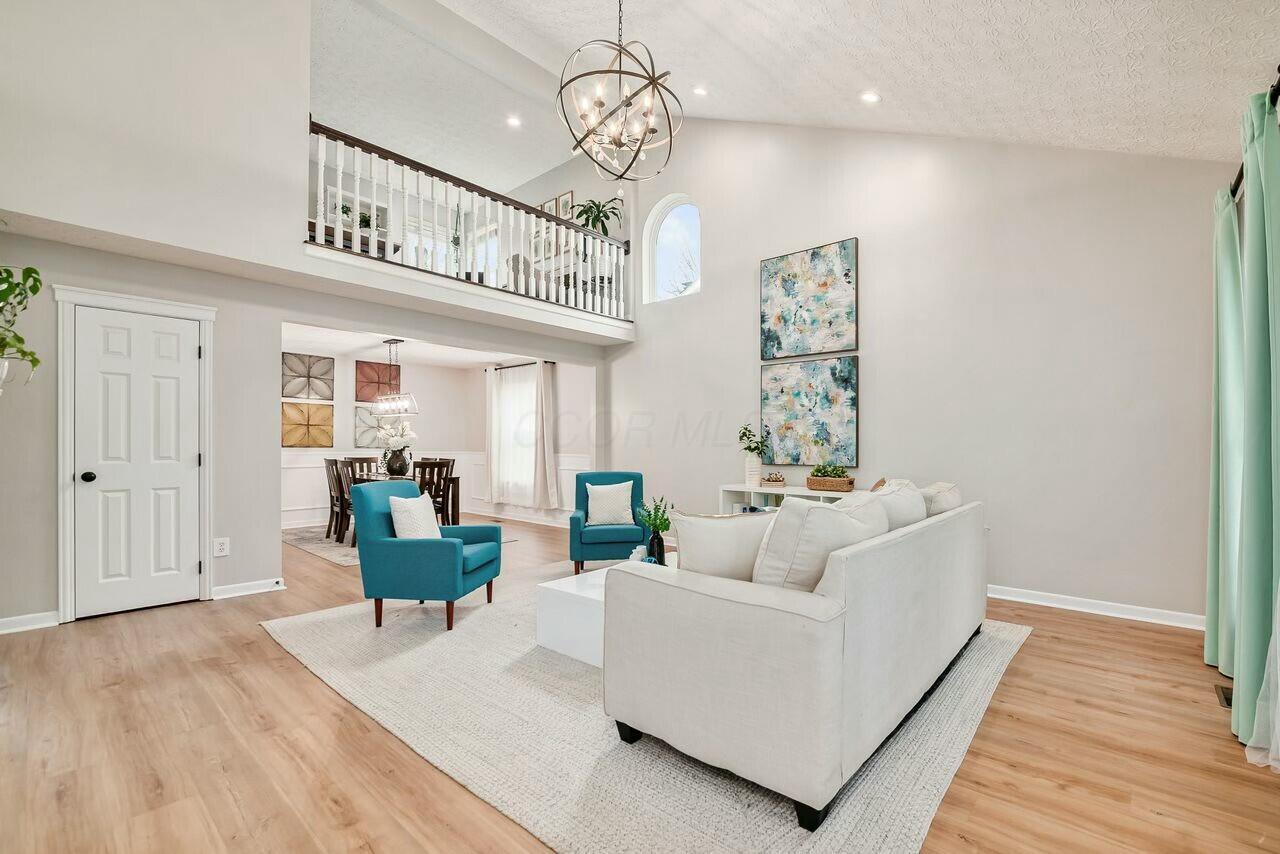 6108 Hilltop Trail Drive