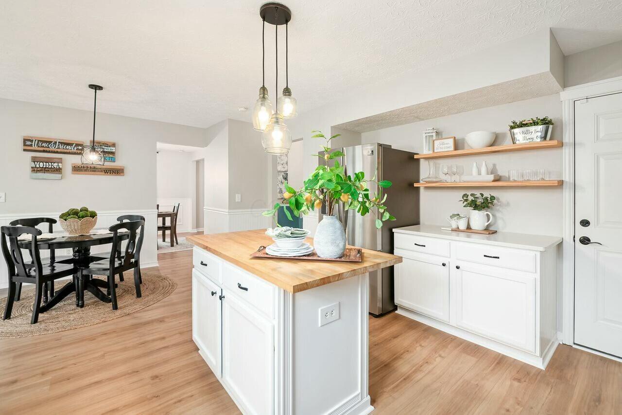 6108 Hilltop Trail Drive