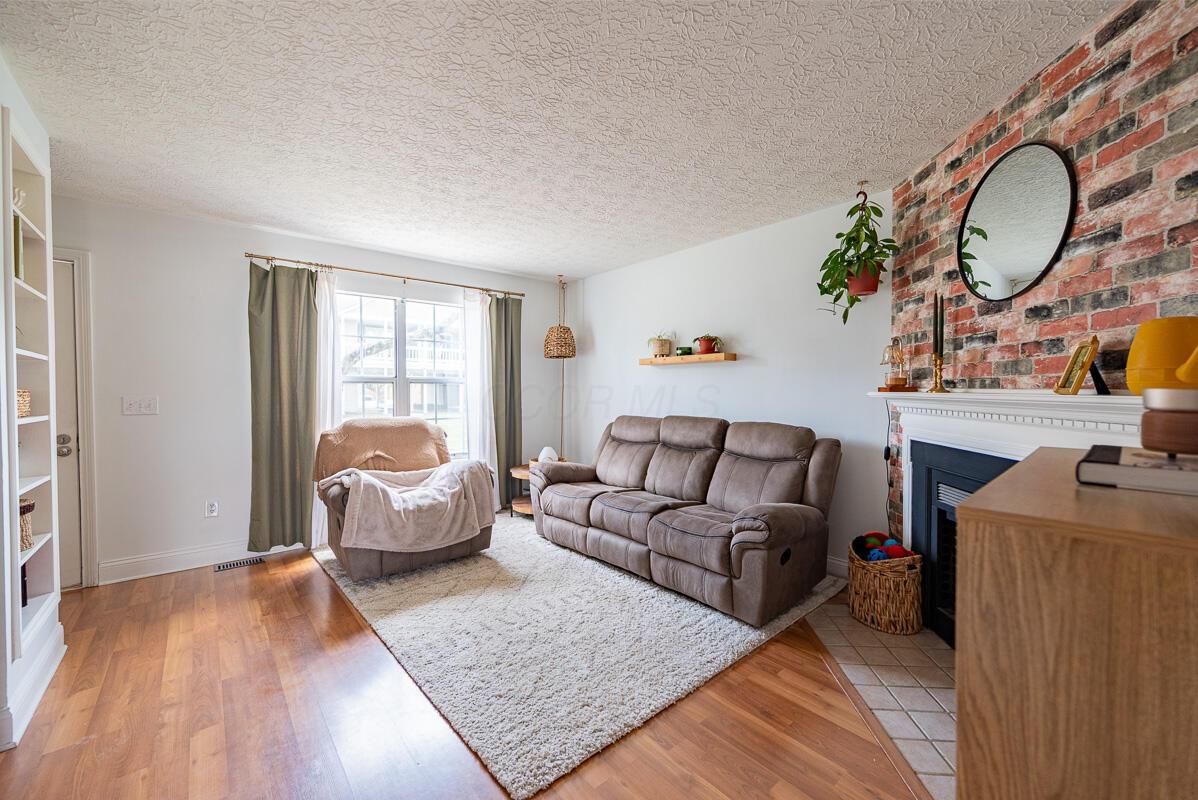 7913 Meadowhaven Boulevard, 13