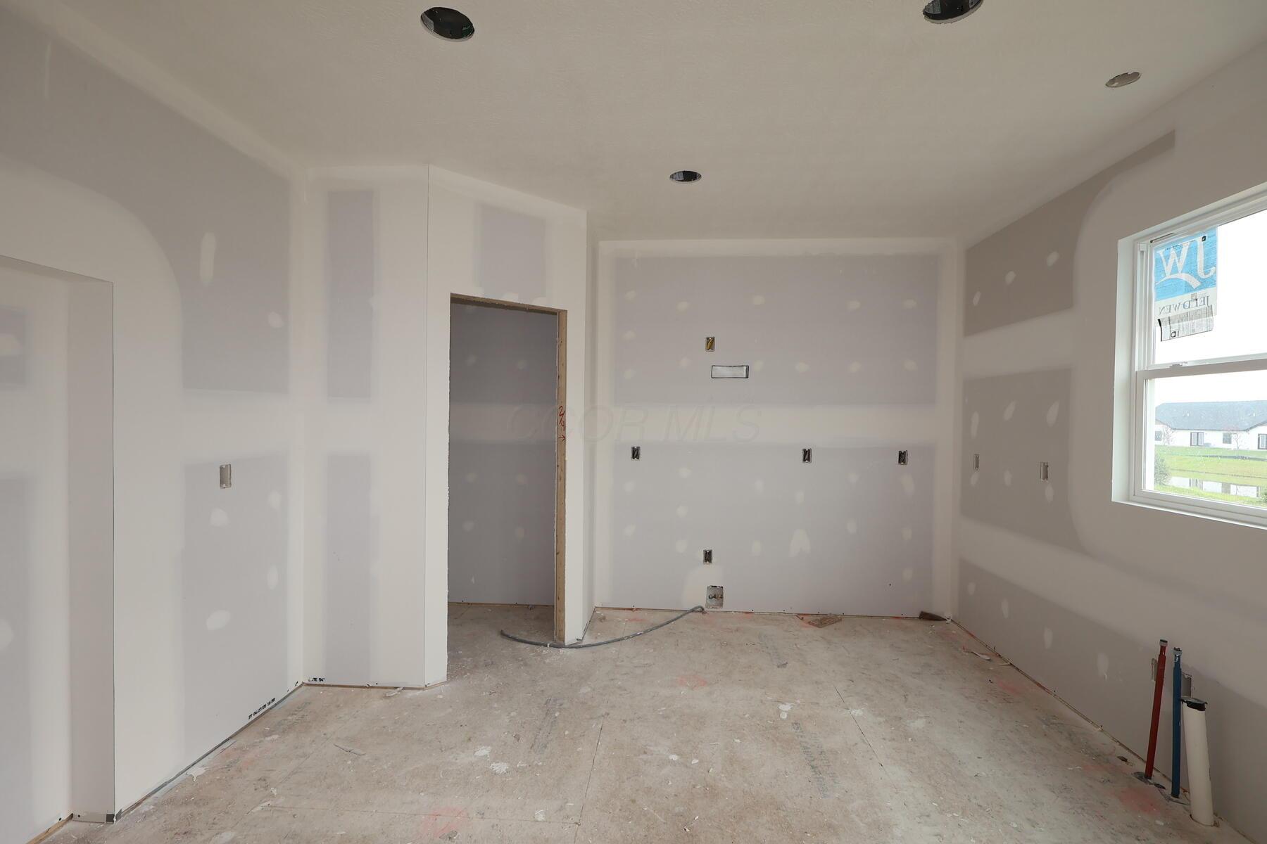 6499 White Star Drive