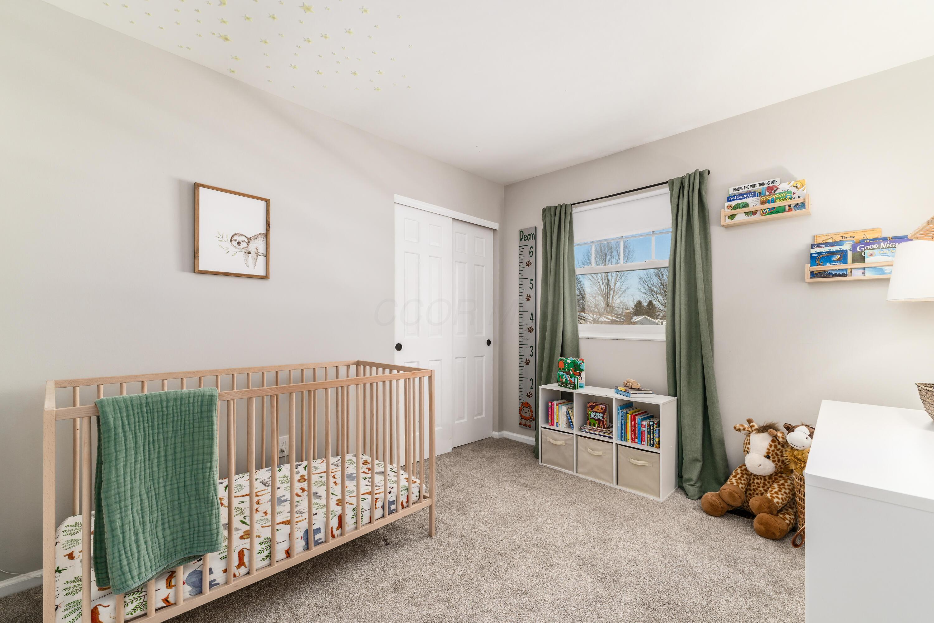 1055 Hepplewhite Street