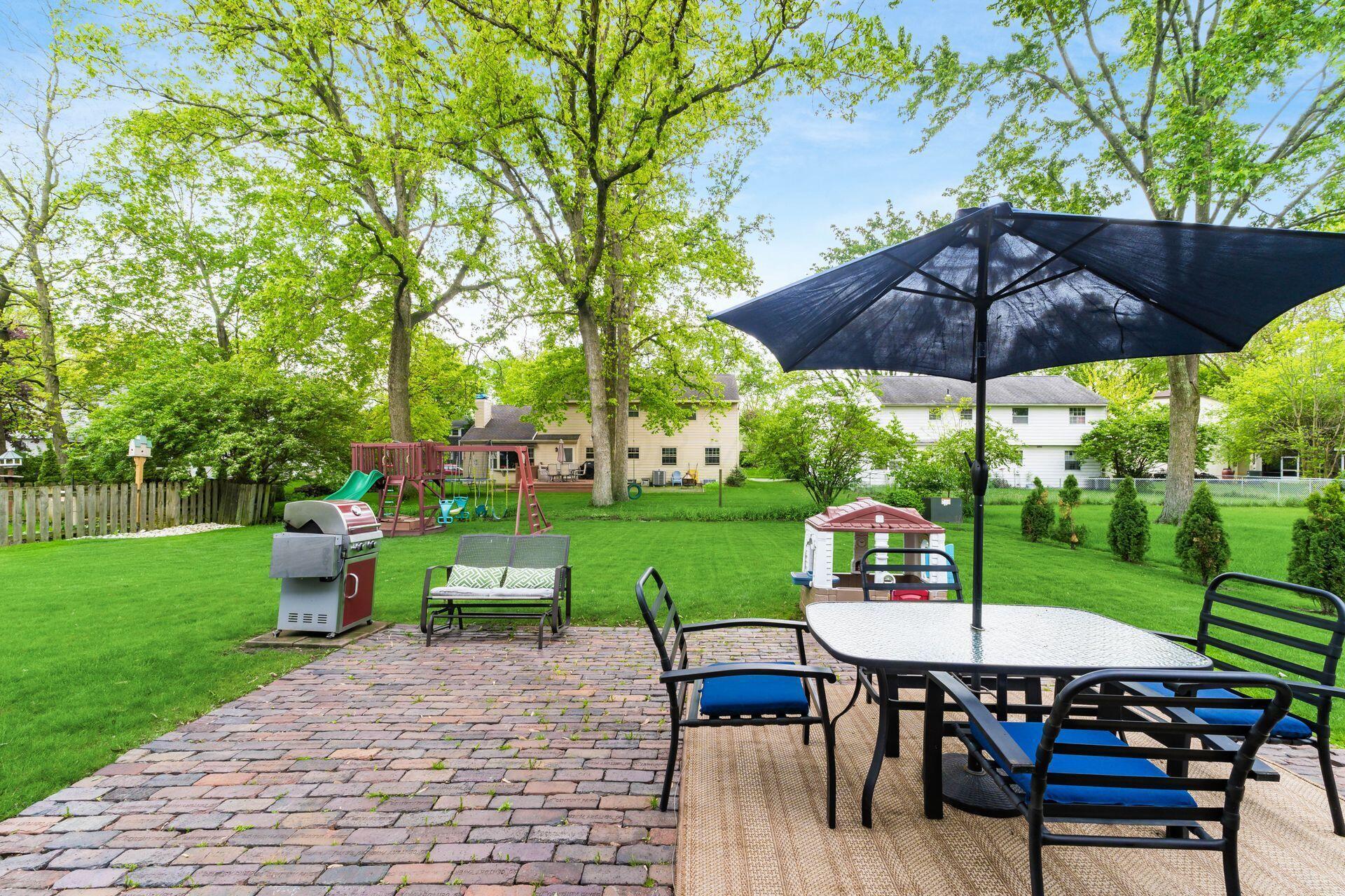 1055 Hepplewhite Street