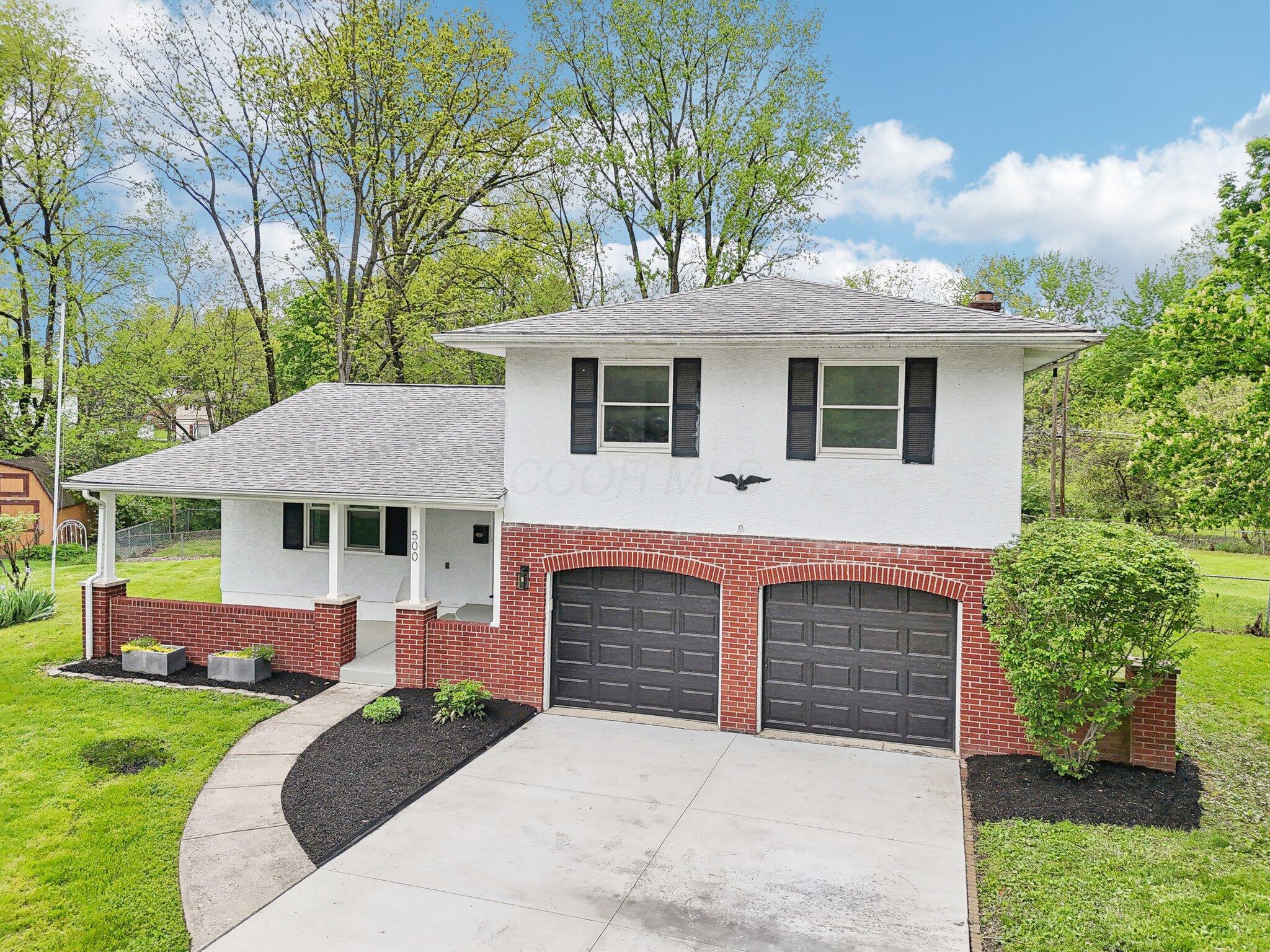 500 Cherrington Court