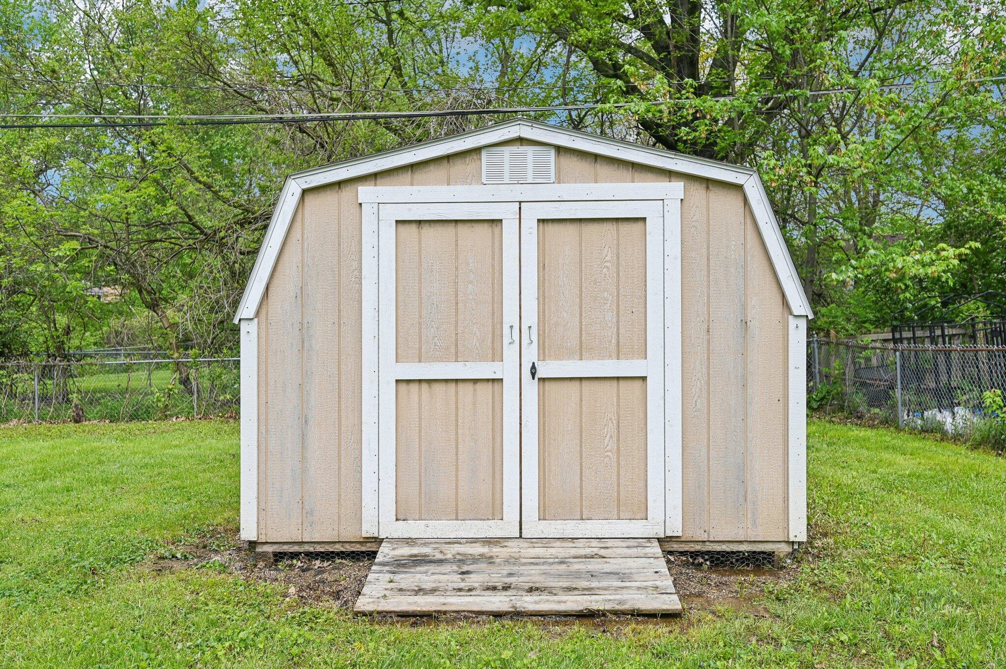 500 Cherrington Court