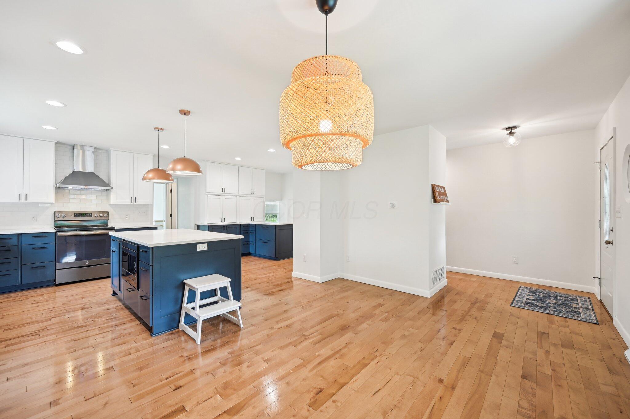 500 Cherrington Court