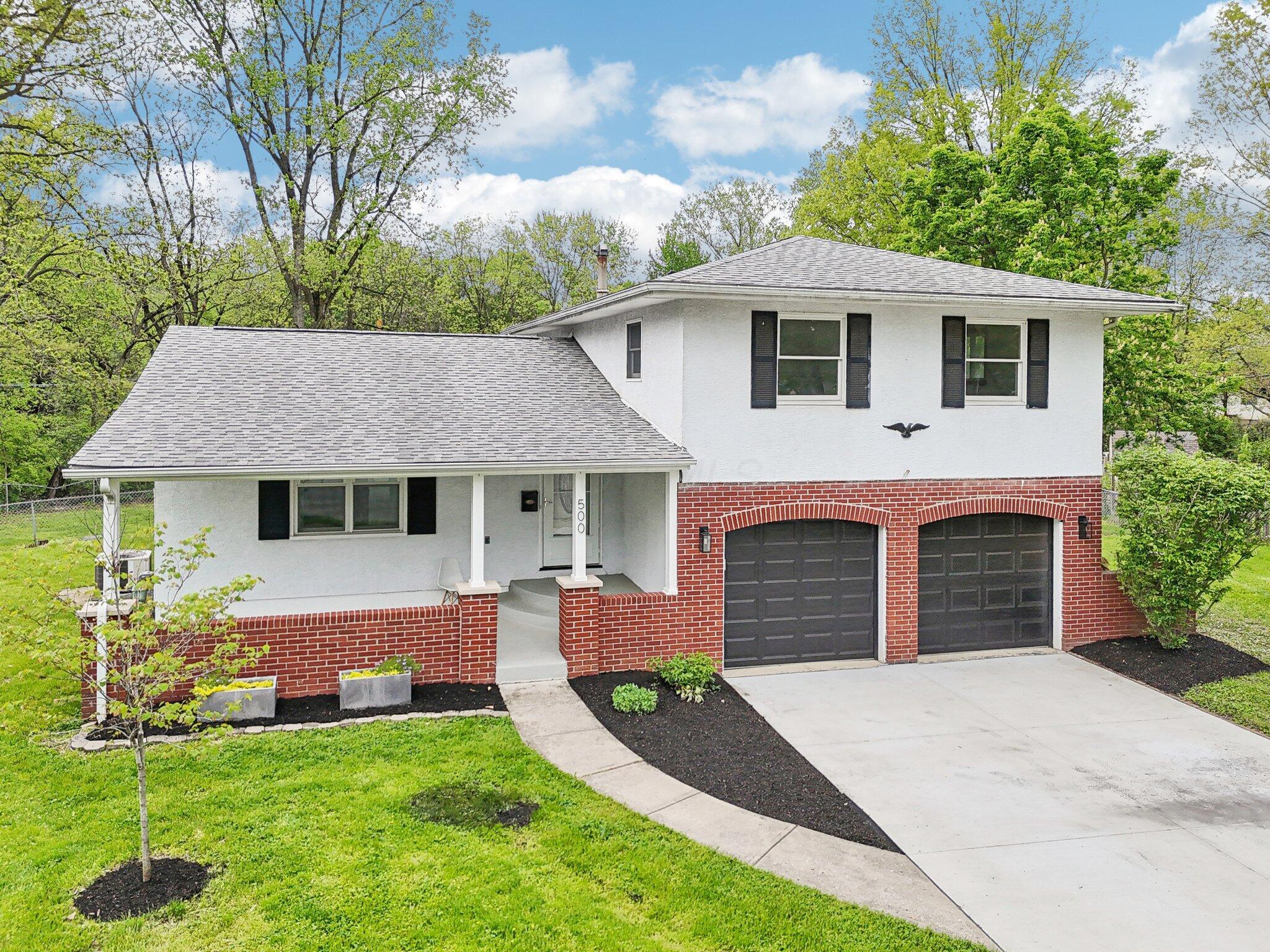 500 Cherrington Court