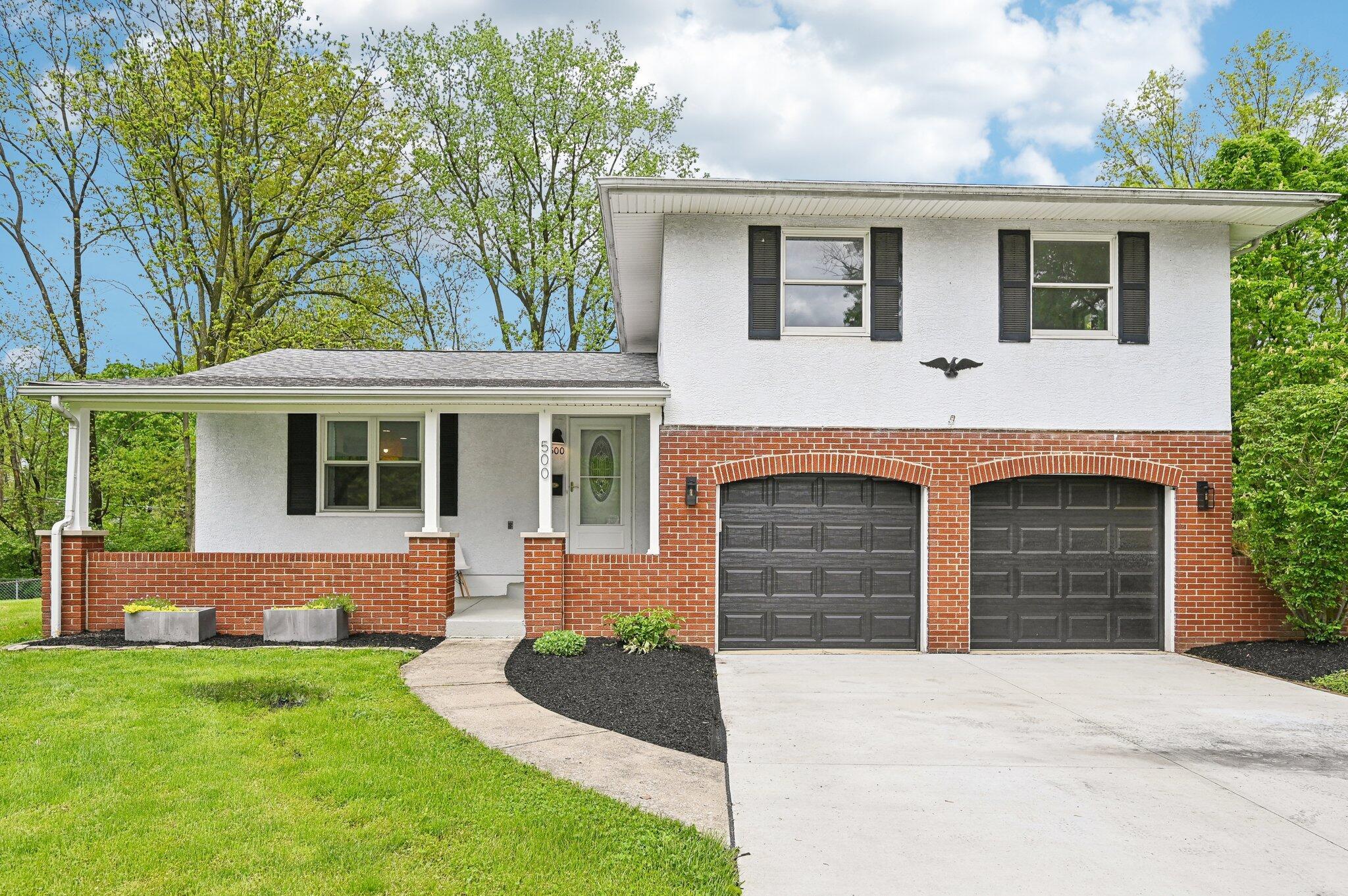 500 Cherrington Court