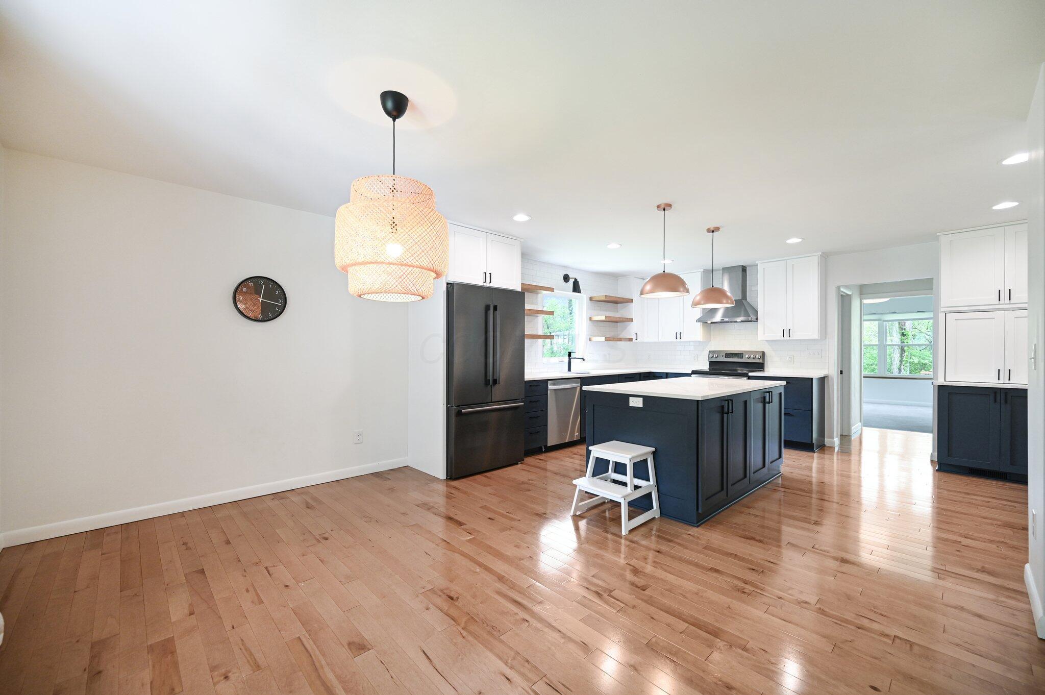 500 Cherrington Court