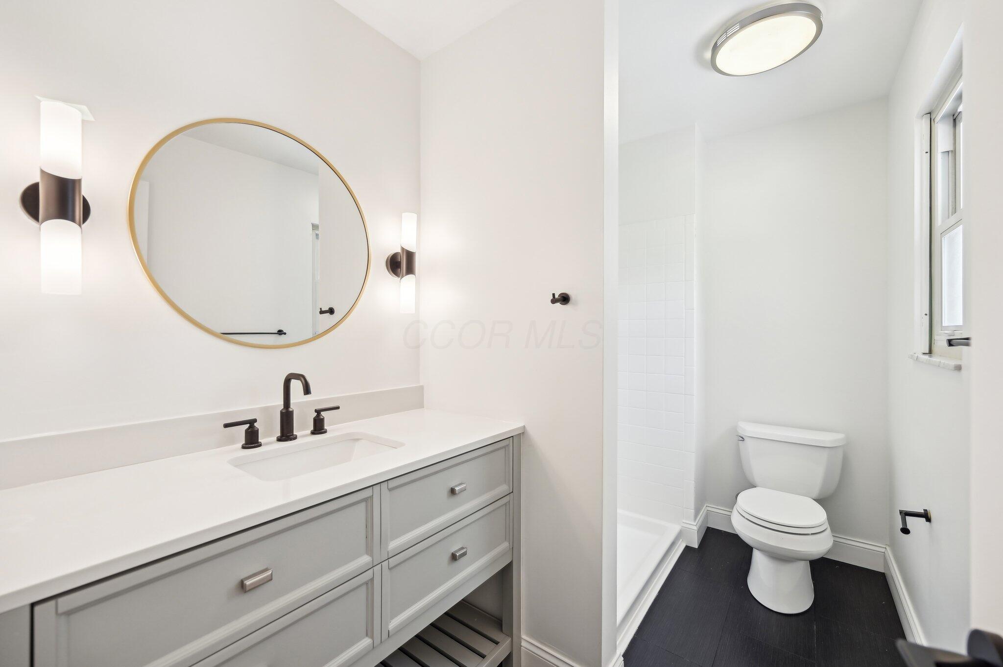 500 Cherrington Court